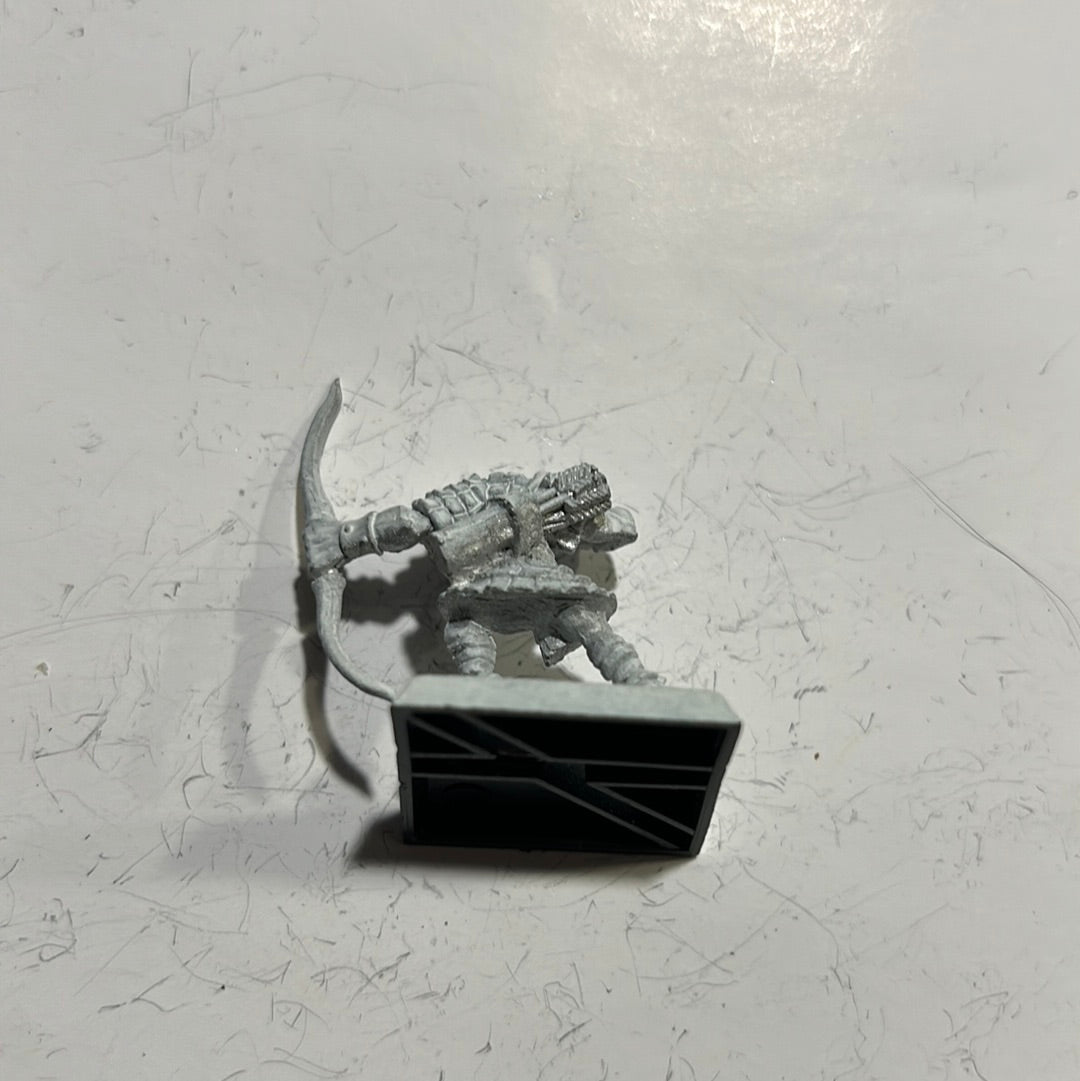 Warhammer fantasy marauder miniatures orc archer x1 (5 of this sculpt available)