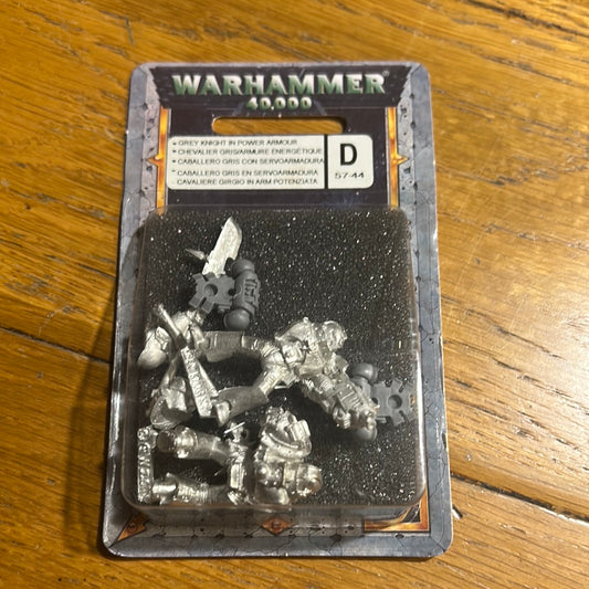Warhammer 40k Grey Knights in Power Armour sealed blister (contains two miniatures) 3 blisters available