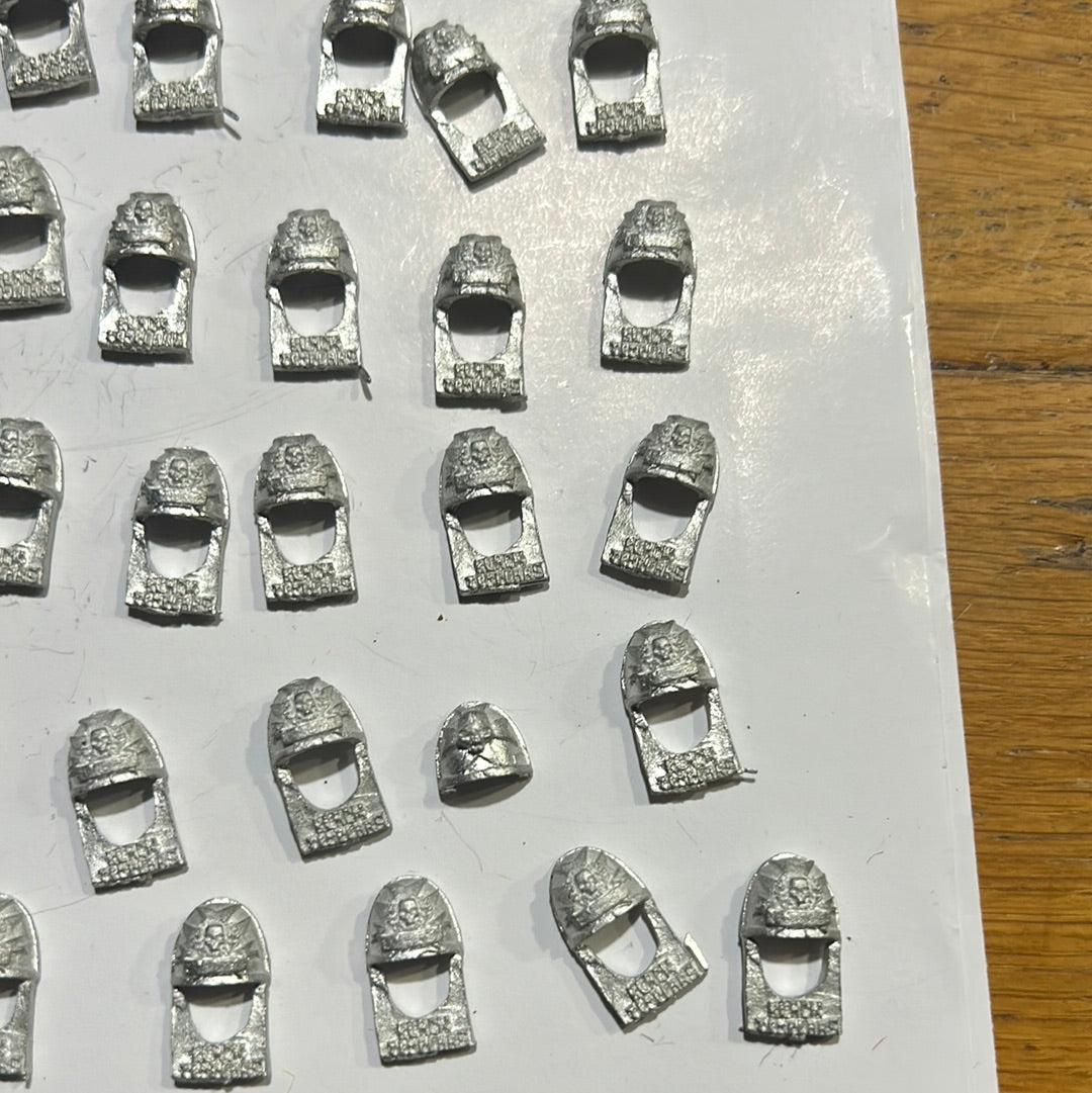 Warhammer 40m space marines black templars 50 x shoulder pads metal