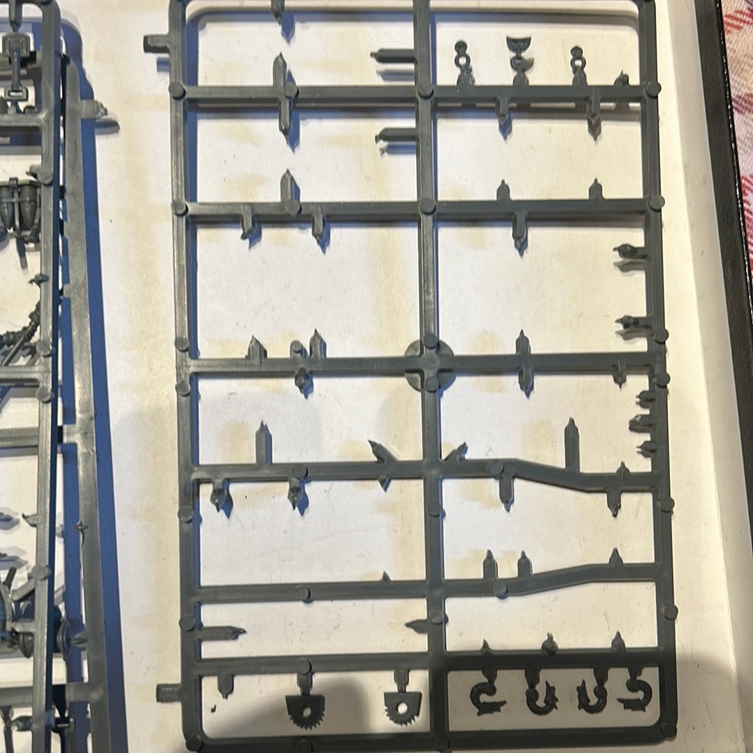 Warhammer Fantasy Spare Dwarf parts