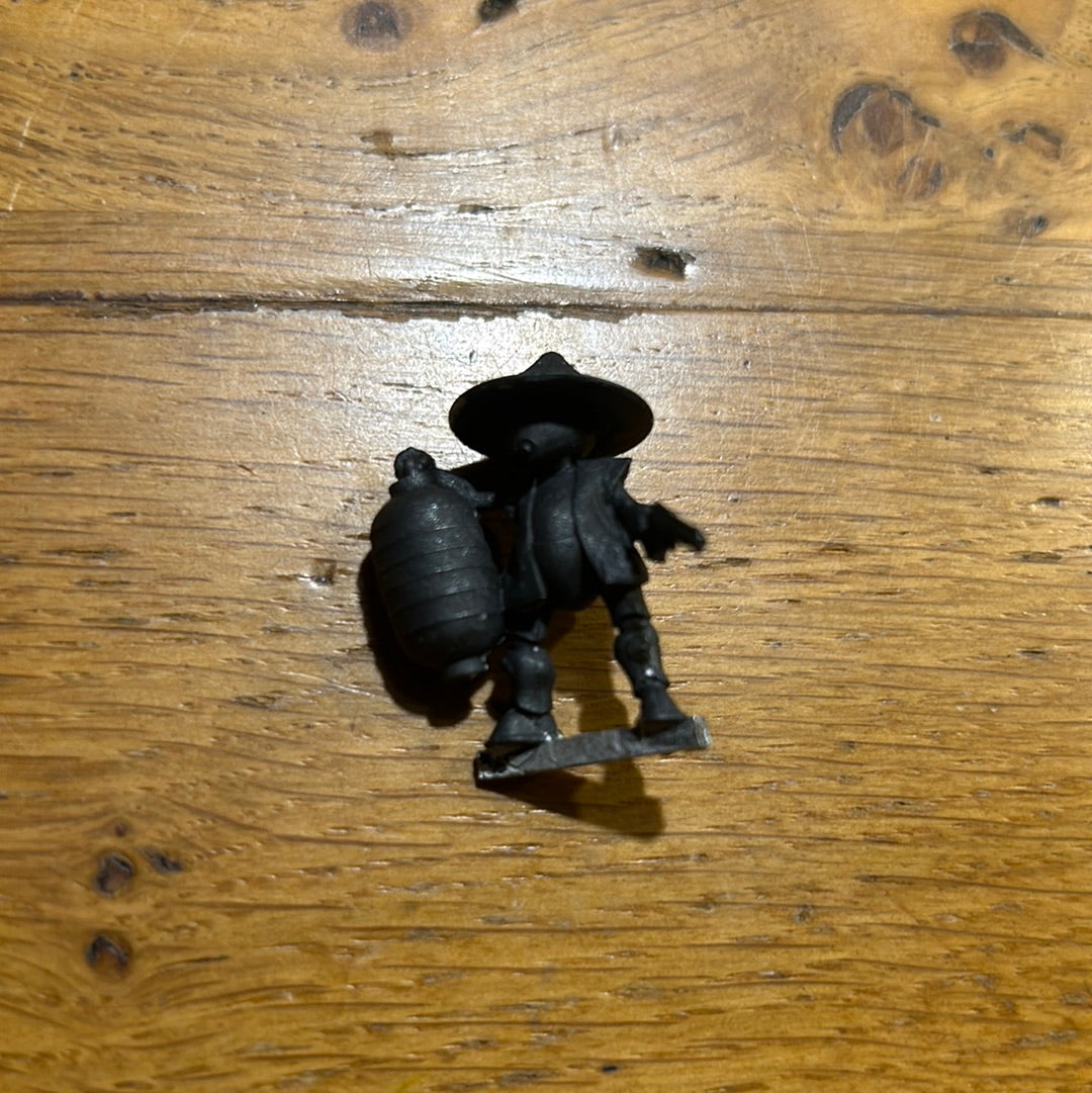 Golem Miniatures Detective Sayu (he’s make a cool low level crew member in stargrave)