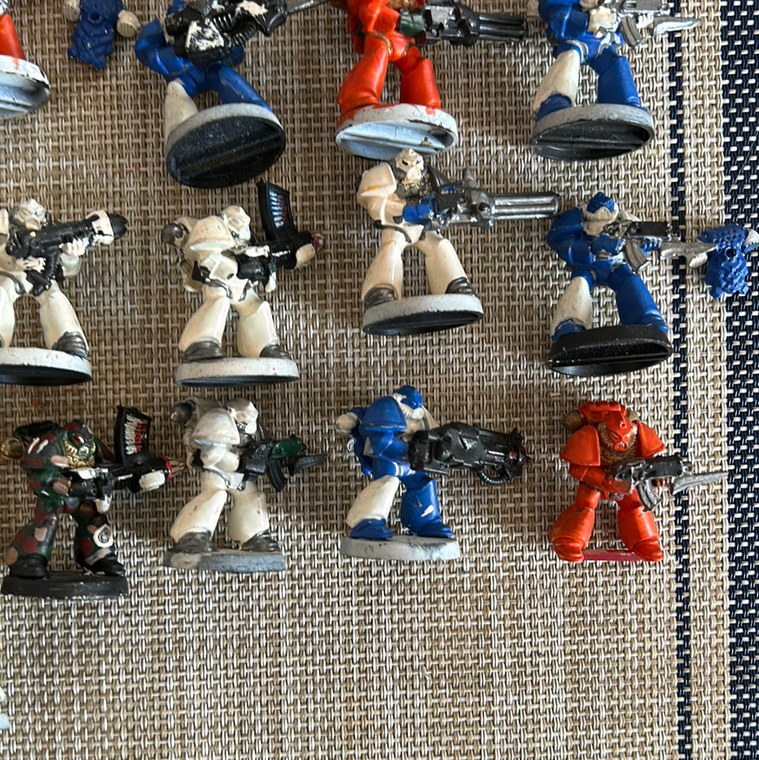 Warhammer 40k space crusade 21 space marines with mixed weapons