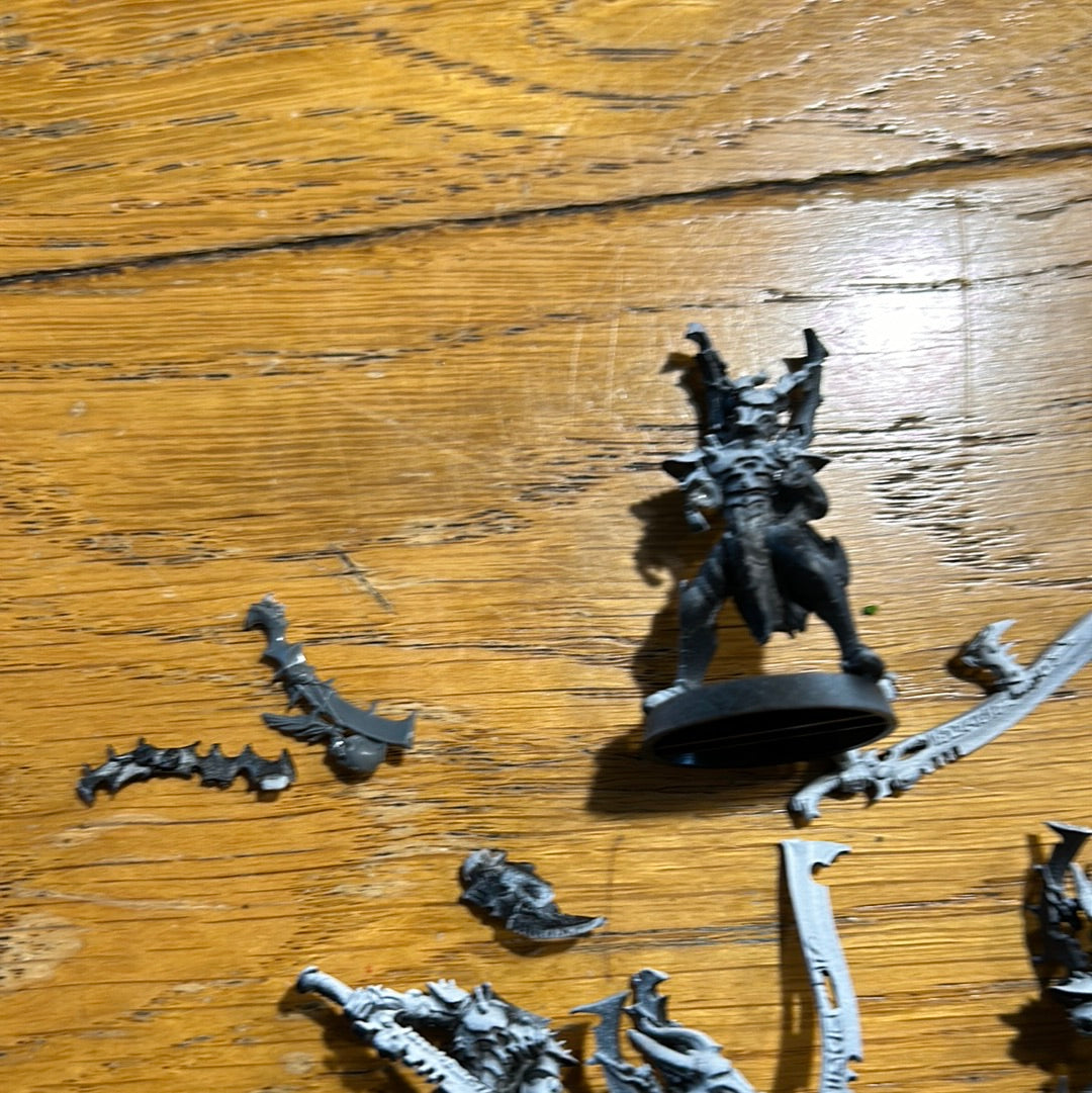 Warhammer 40k Dark Eldar / Drukhari Incubi finecast x5