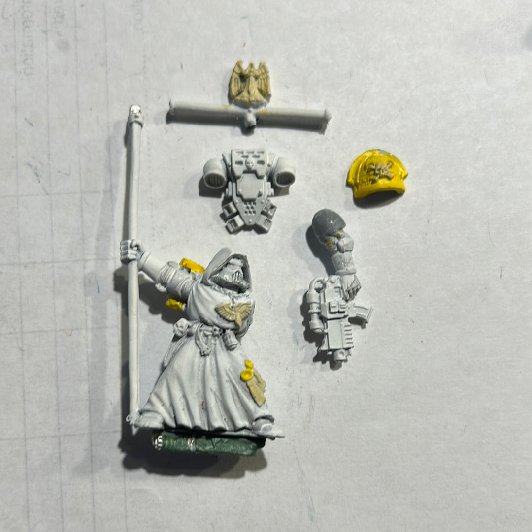 Warhammer 40k Space Marines Dark Angel Standard Bearer