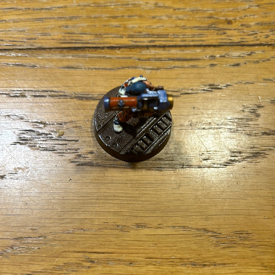 Rocket Girl Last Chancer Metal - Warhammer 40K imperial guard (tab removed to fit on textured base)