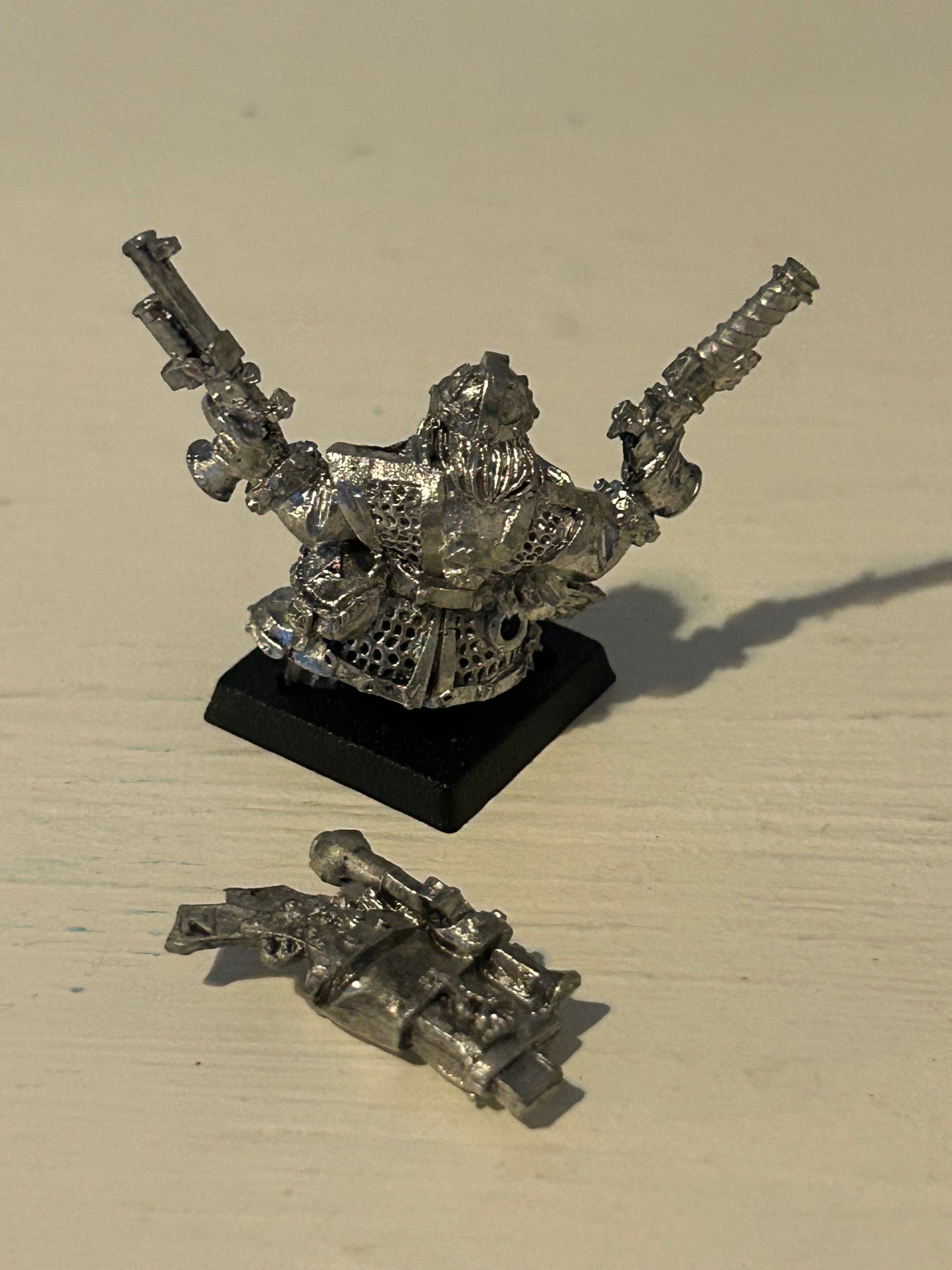 DWARf ENGINEER with brace of pistol Metal warhammer fantasy