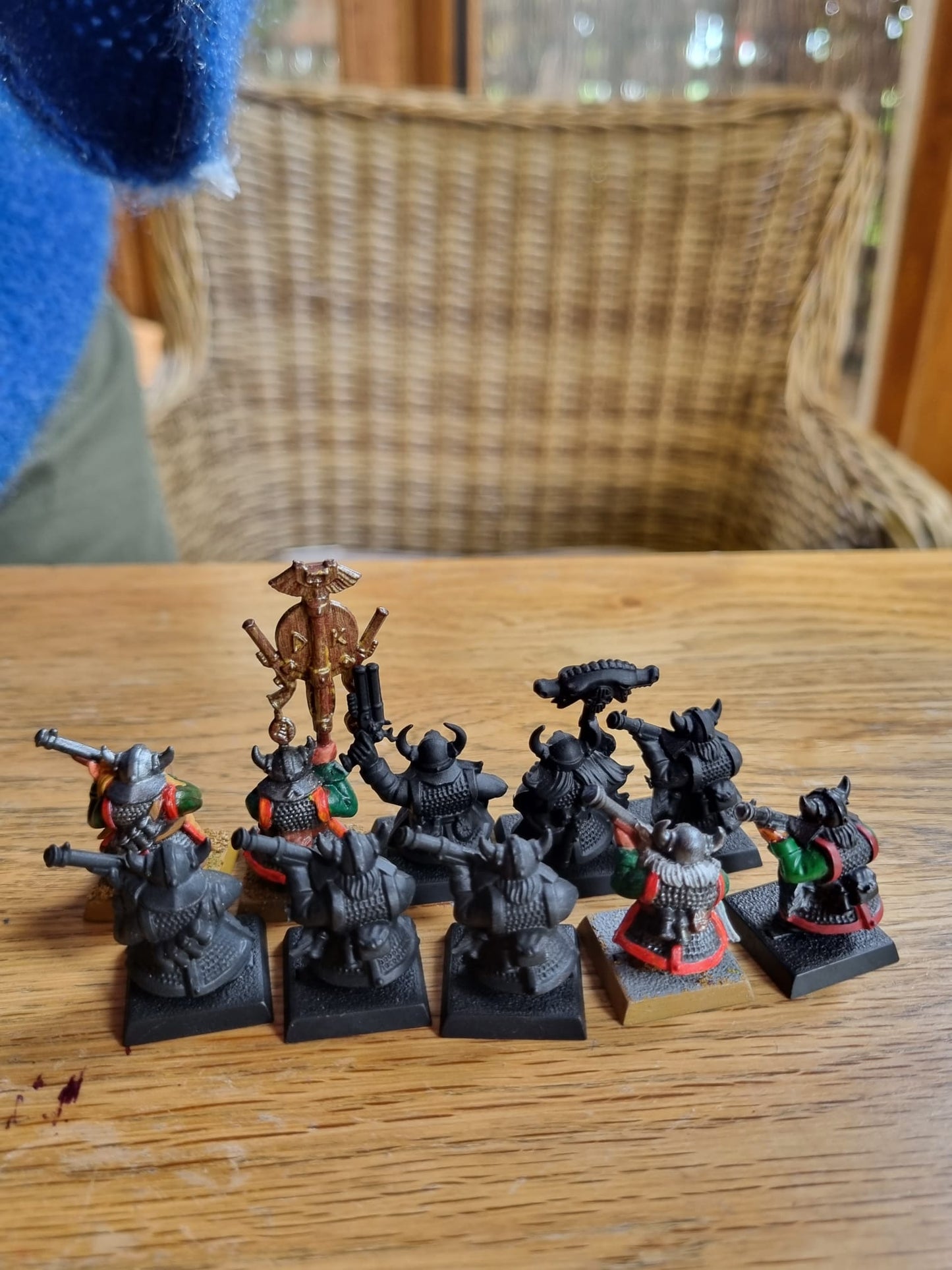 WHFB Dwarf Thunderers x 10 (Battle for Skull Pass) - Primed with a few painted