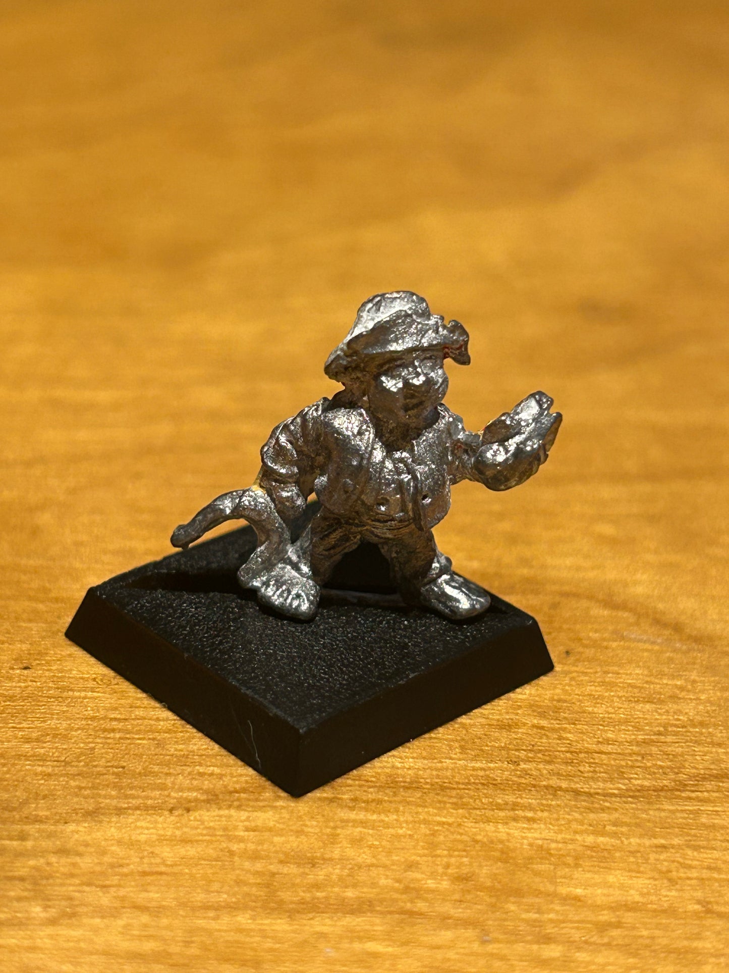 Citadel Warhammer 80s Empire C11 Halfling Bargol