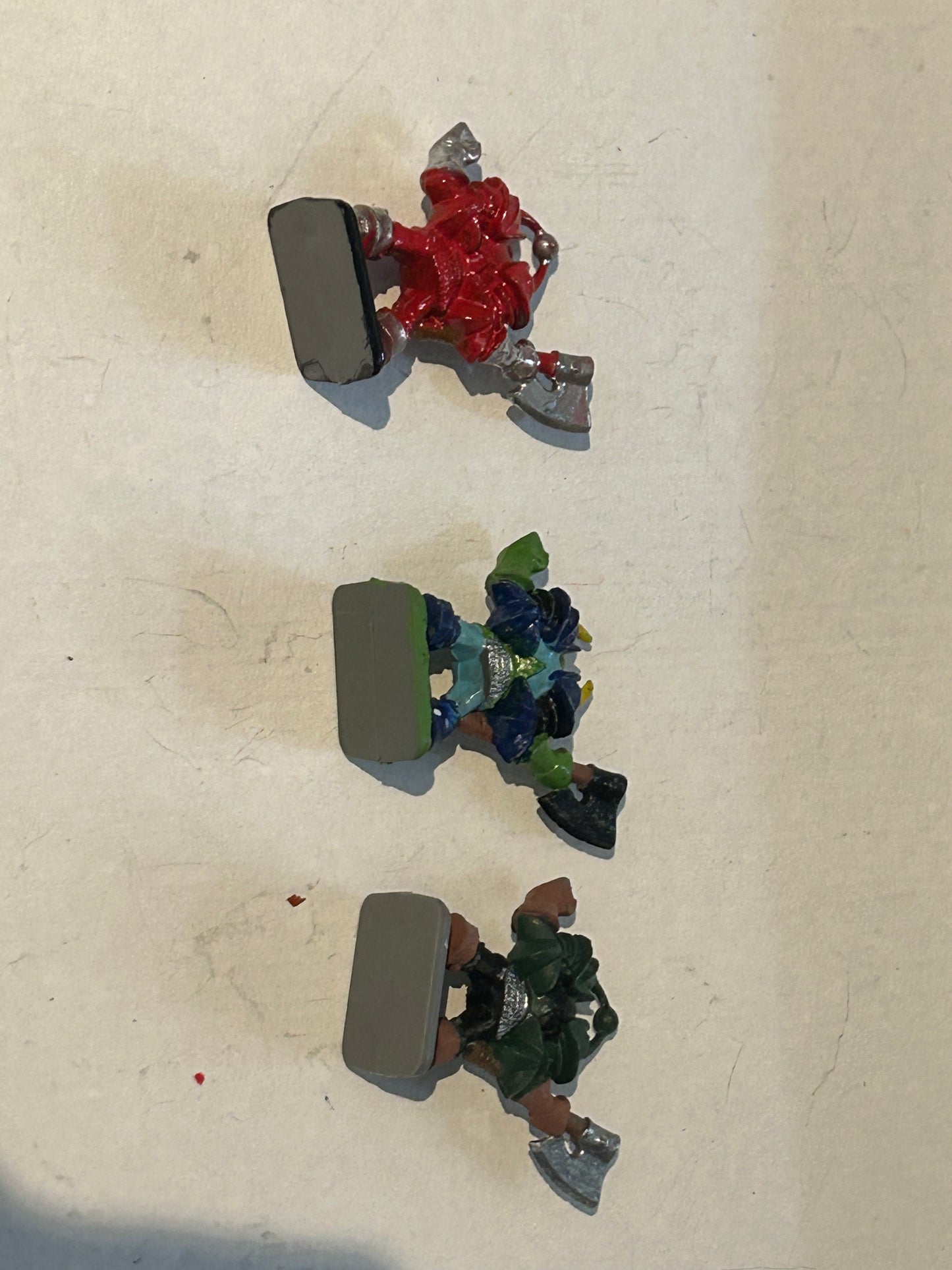 Warhammer fantasy hero quest chaos warriors x3 (one is missing the ball at the centre of helmet)