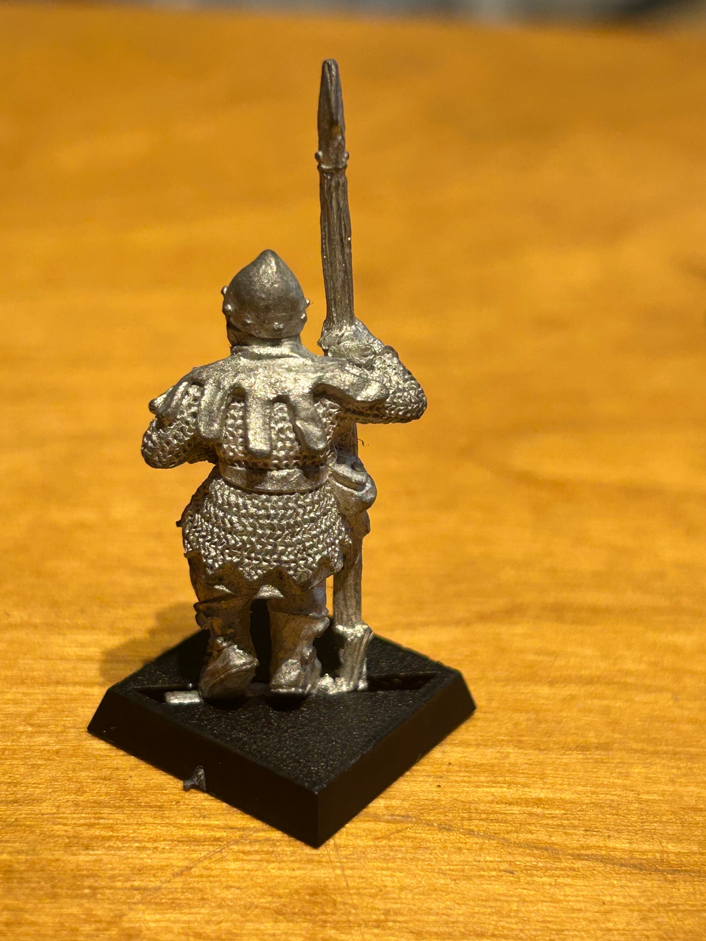 Bretonnian man at arms spearman metal warhammer fantasy