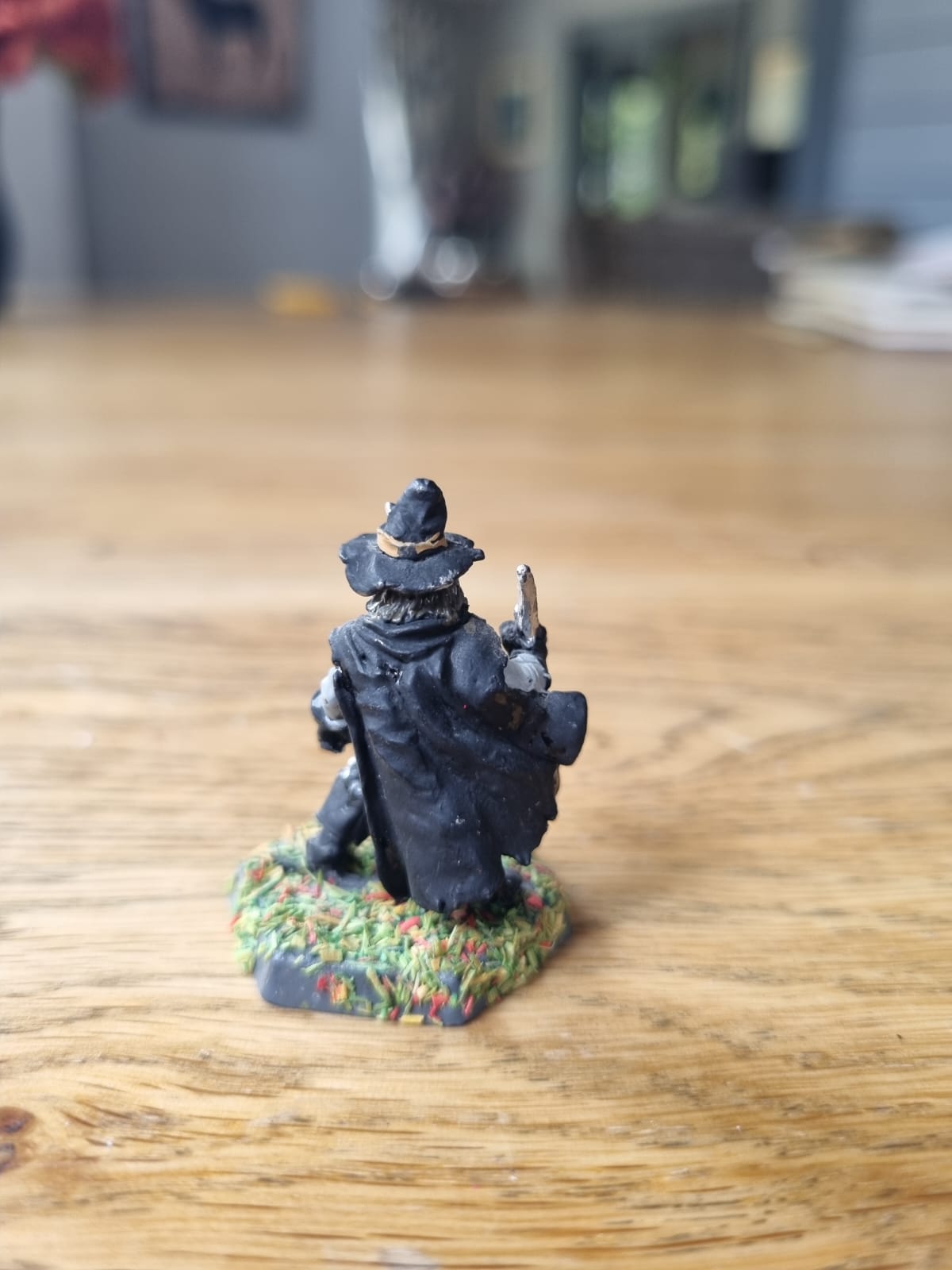 Metal Citadel C33 Mounted Adventurers Rogue on Foot