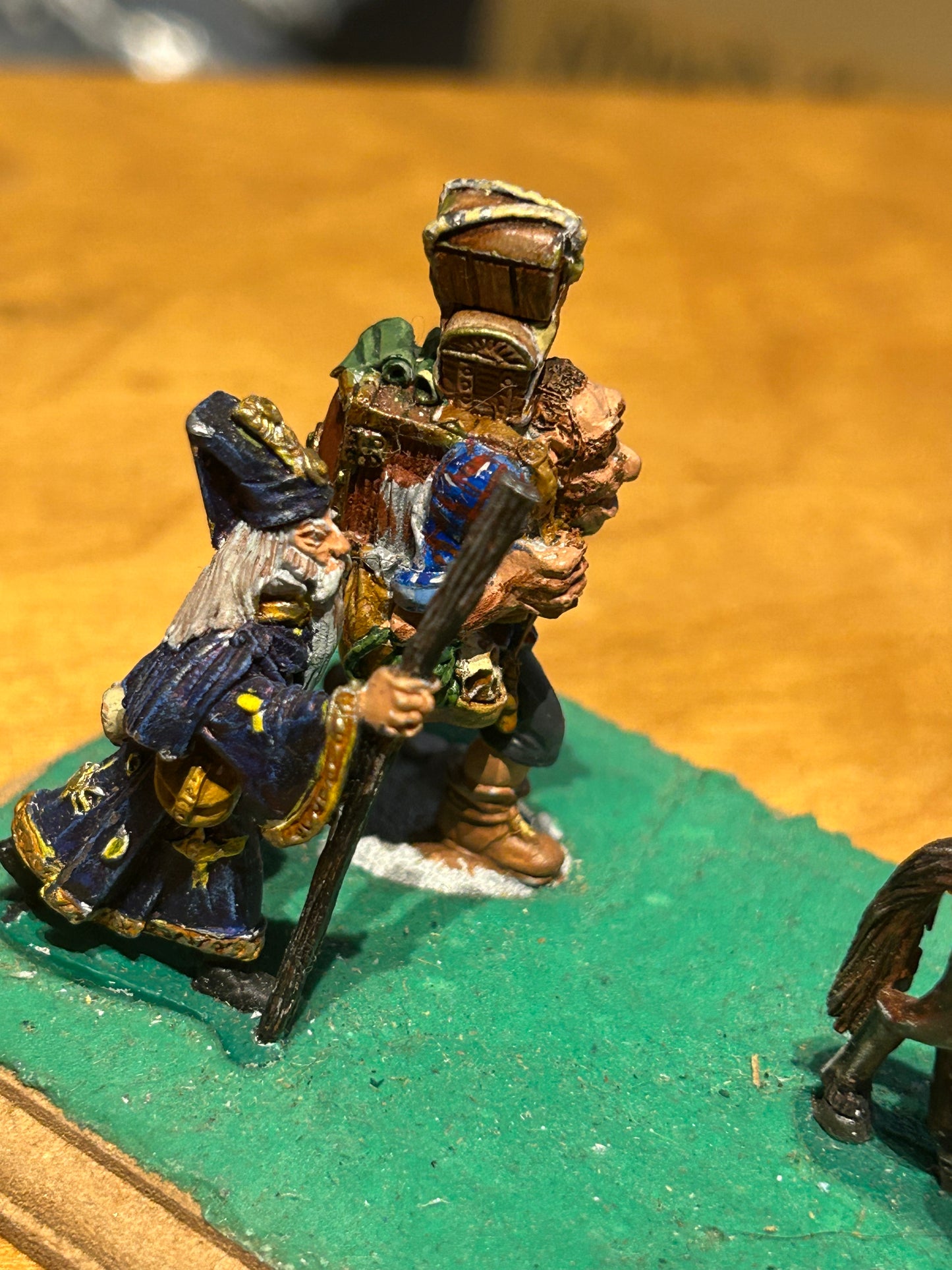 FL11 WIZARDS PARTY diorama (can be removed from base if you want) alternative armies