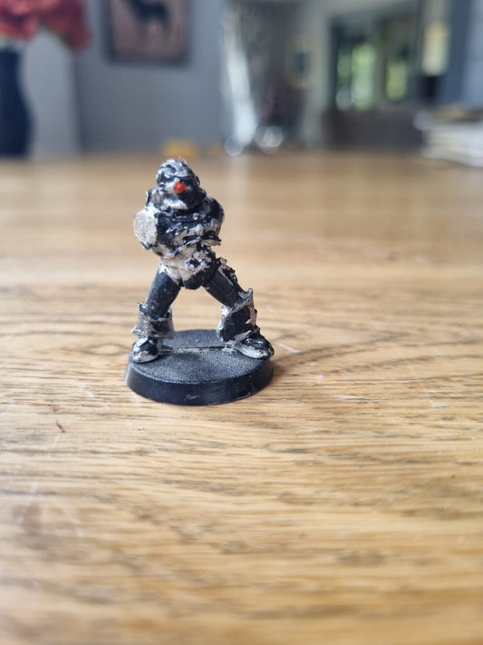 Warhammer 40k chaos space marine second edition marine