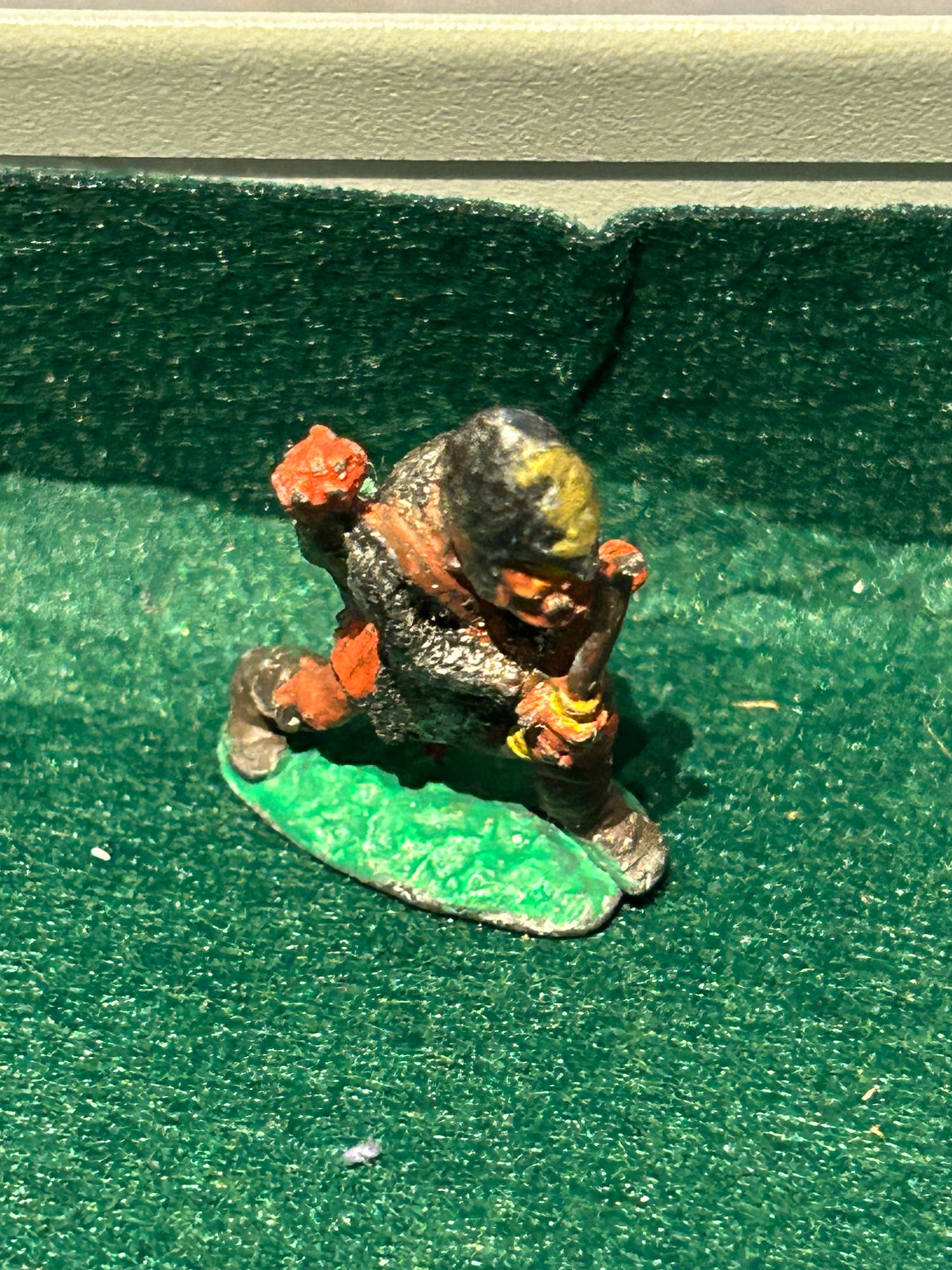 Citadel - Pre Slotta - Warhammer - C15 armoured Orc Warrior -  advancing with bow 1984