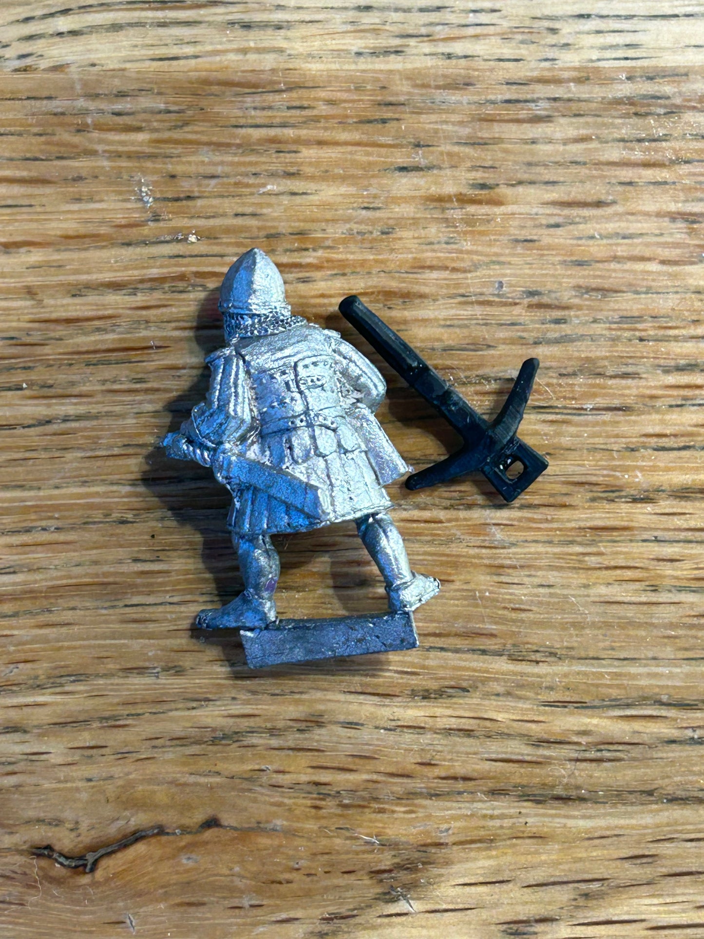 Warhammer fantasy F4 (XU-14)
Bretonnian Crossbowman