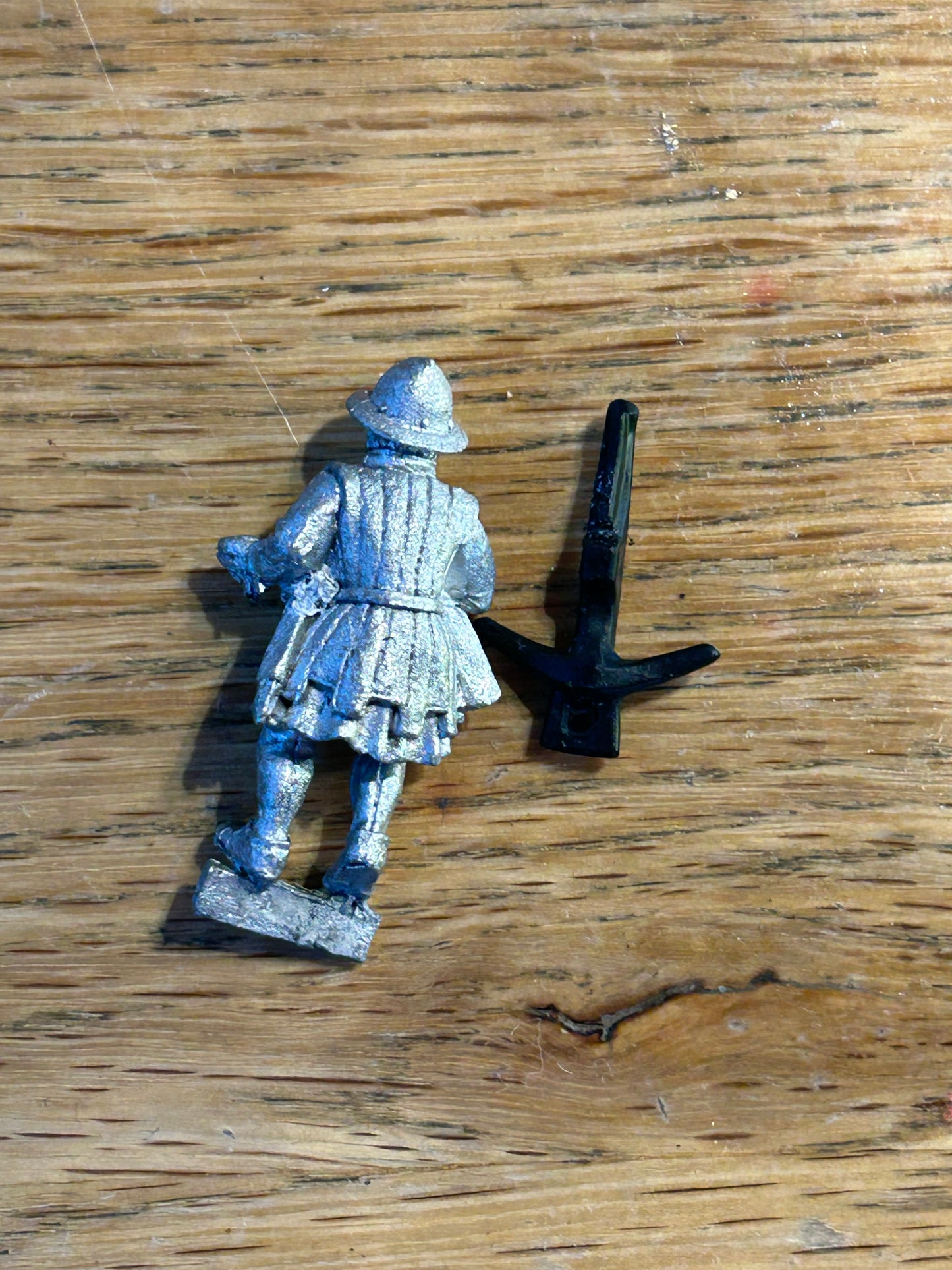 Warhammer fantasy F4 (XU-16)
Bretonnian Crossbowman