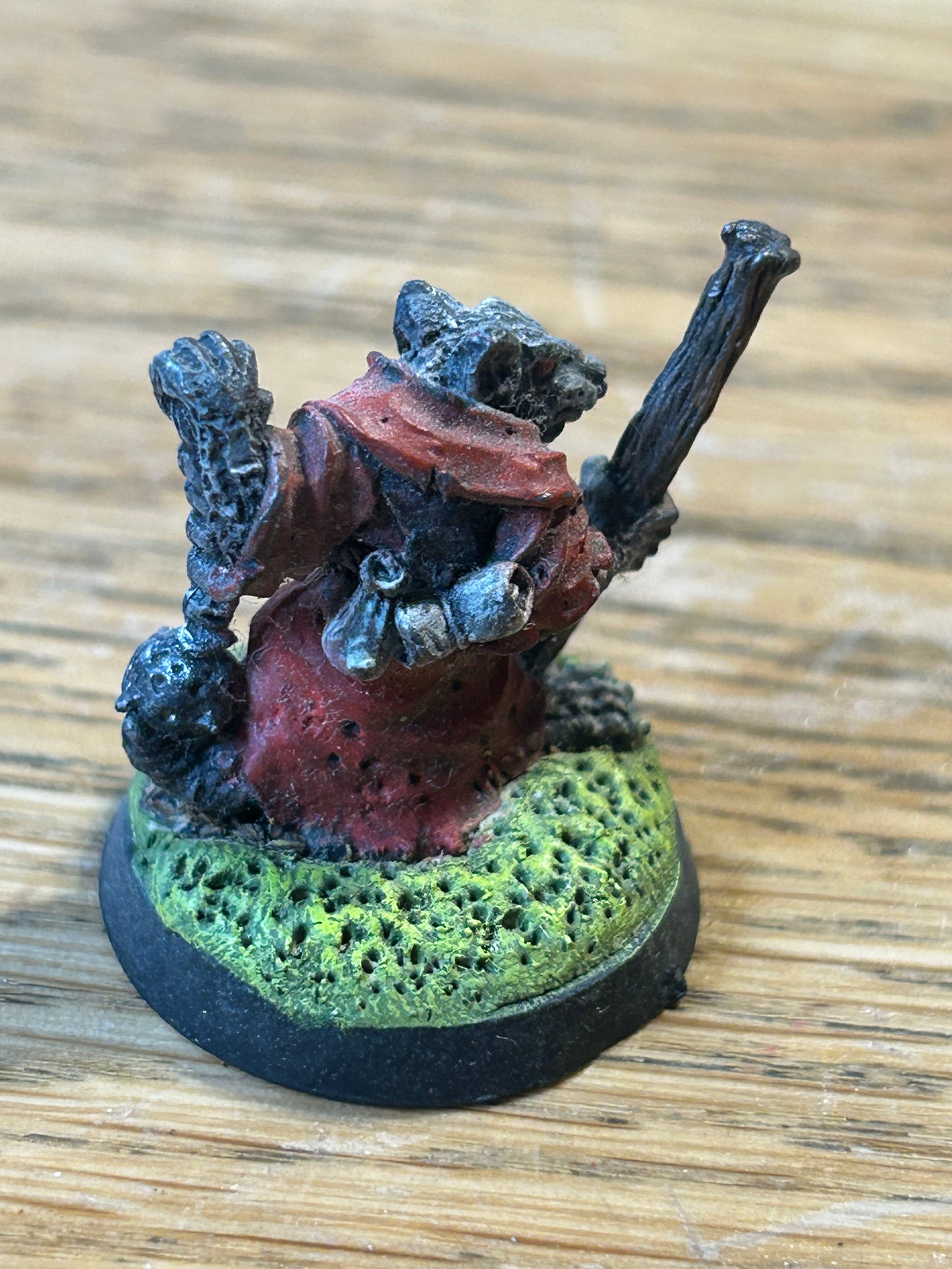 Vintage Warhammer Skaven 'Plague Censer Bearer w. Staff' C22 1980s Metal