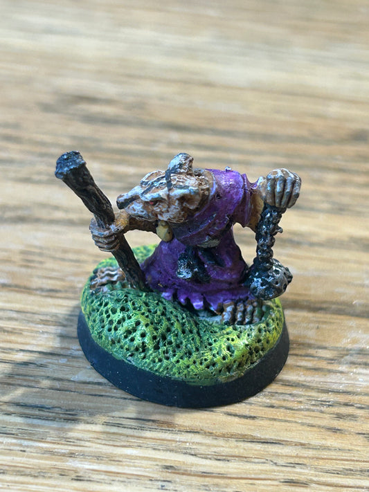 Vintage Warhammer Skaven 'Plague Censer Bearer w. Staff' C22 1980s Metal