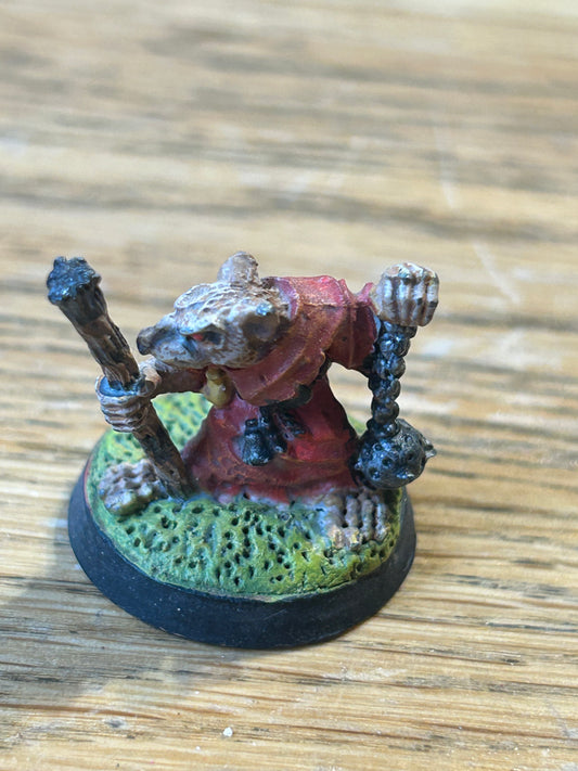 Vintage Warhammer Skaven 'Plague Censer Bearer w. Staff' C22 1980s Metal