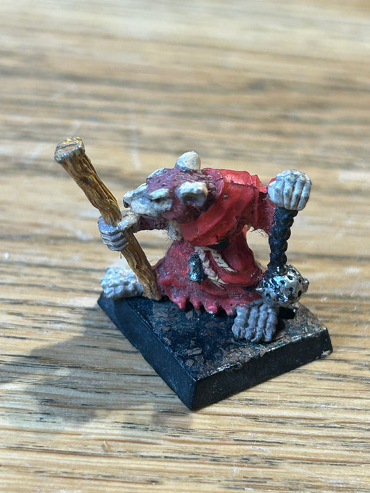 Vintage Warhammer Skaven 'Plague Censer Bearer w. Staff' C22 1980s Metal