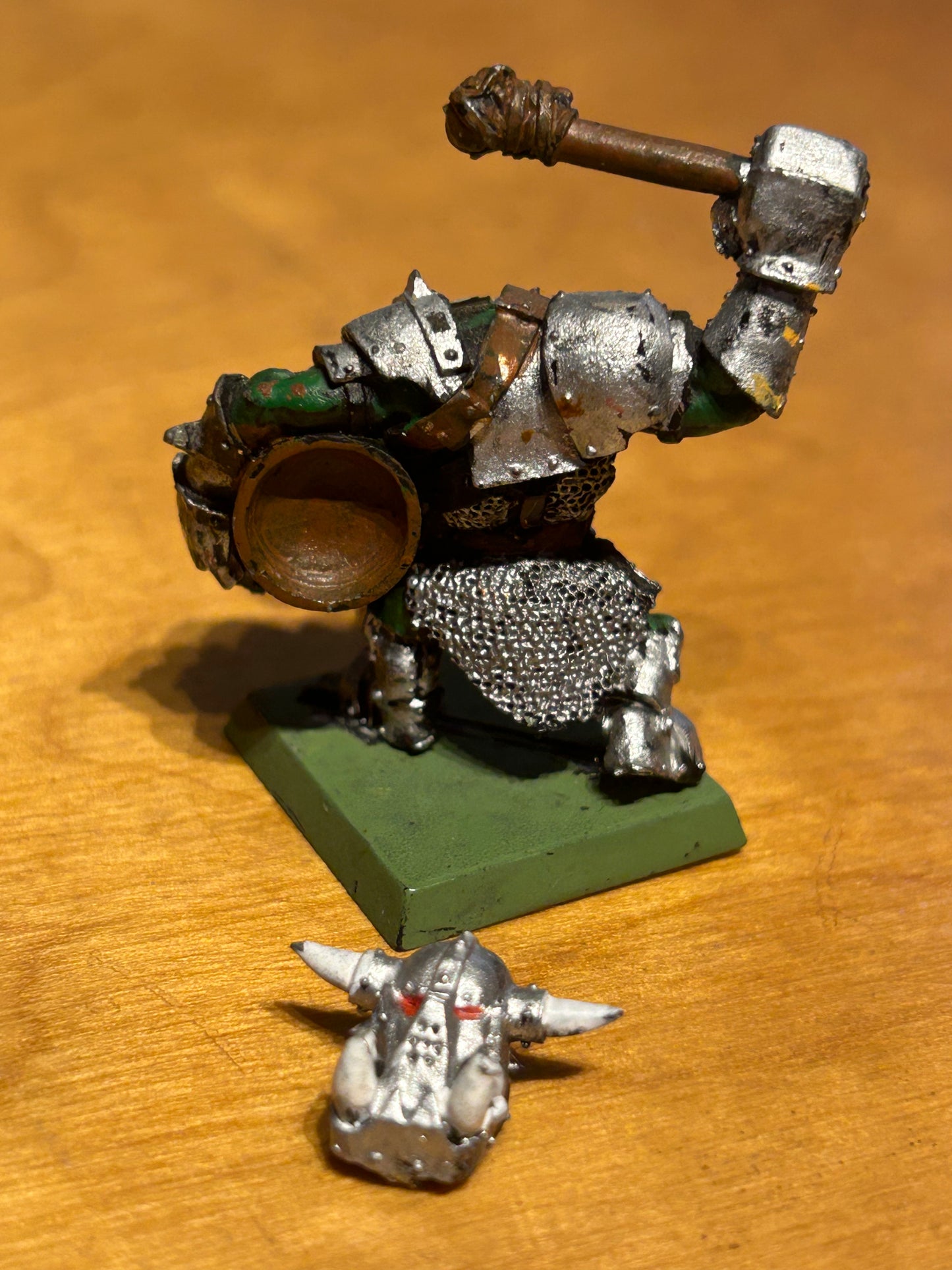 Warhammer Fantasy Black Orc musician