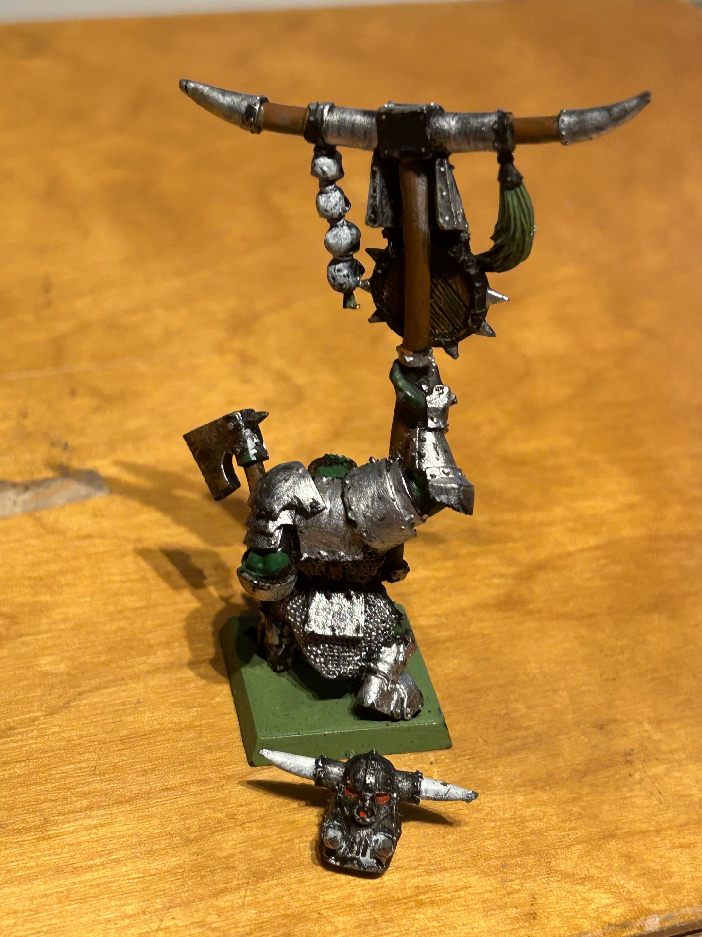 Warhammer fantasy metal black orc standard bearer