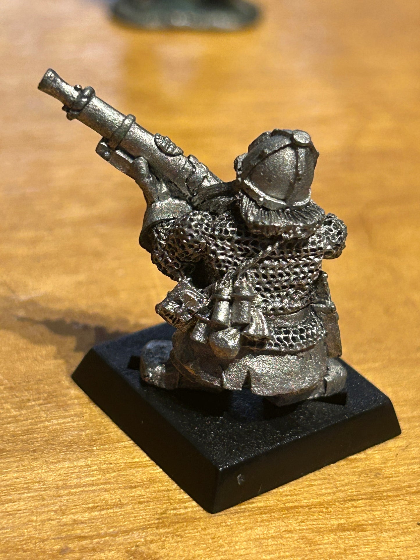Warhammer fantasy dwarf thunderer