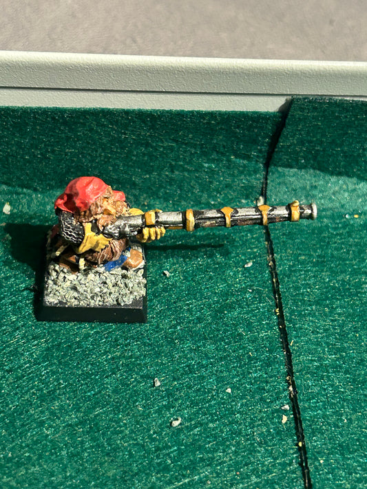 Warhammer Fantasy Dwarves converted Marauder Dwarf Thunderer