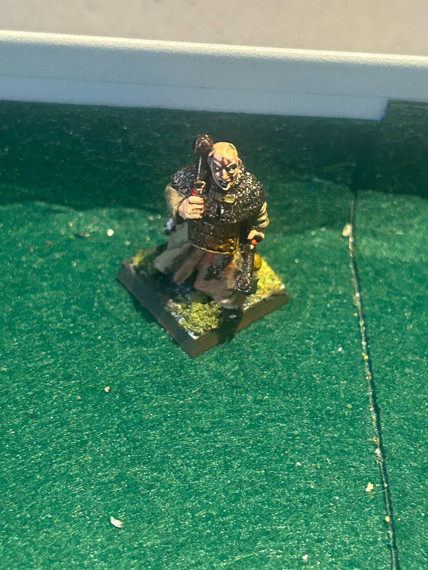 Warhammer fantasy warrior priest with two hammers