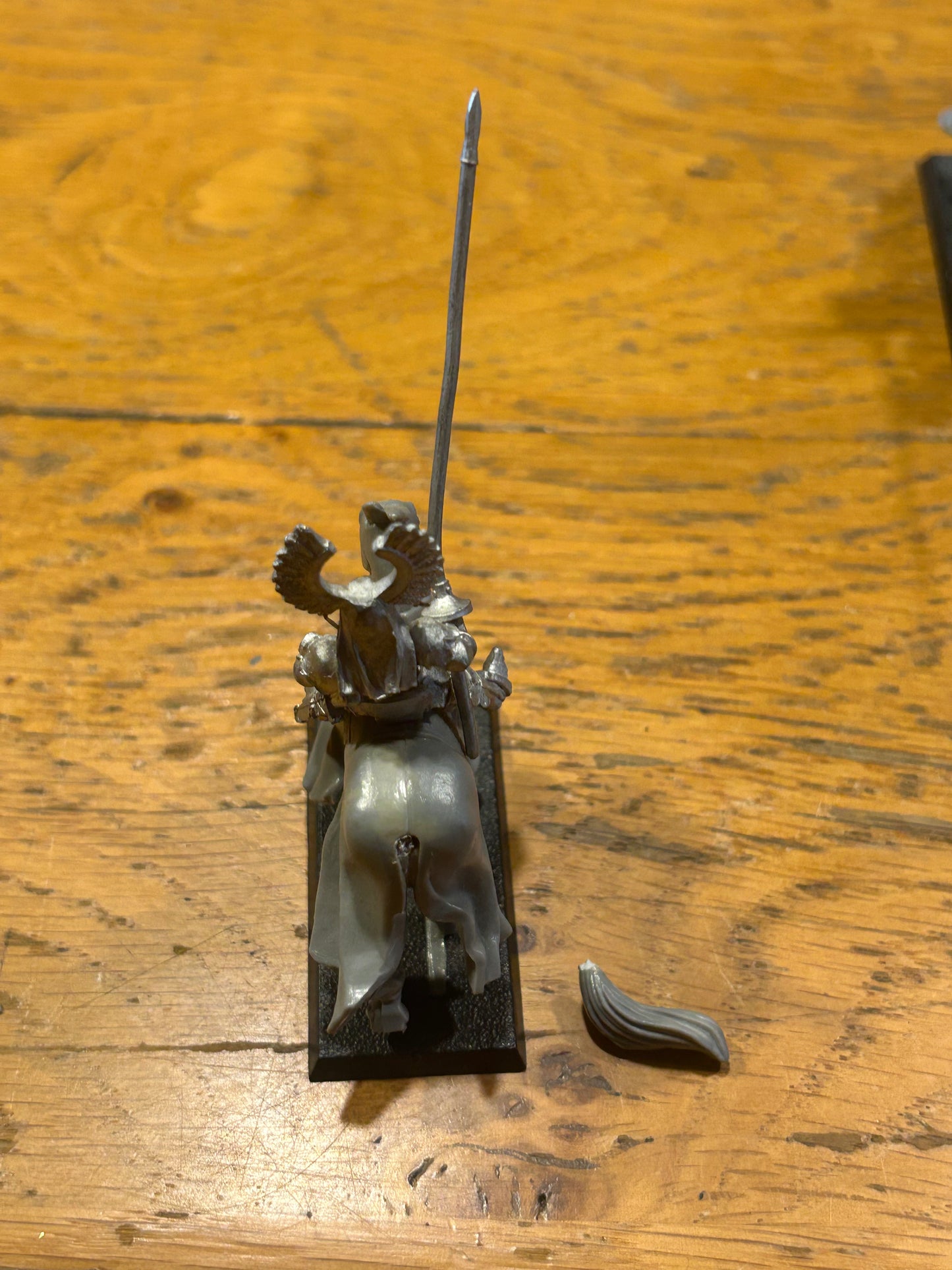 Warhammer Bretonnian Knight of the realm - Citadel Very Rare OOP - Metal 5th Edition (horse tail needs gluing)