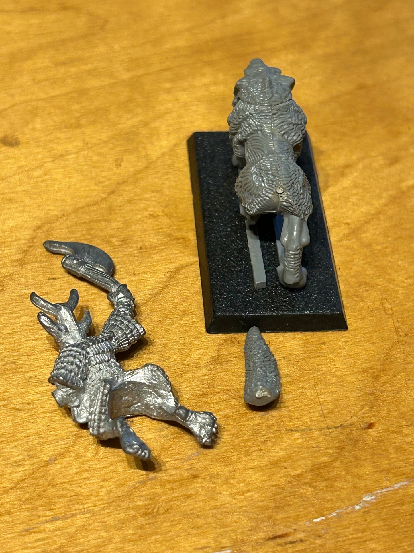 Warhammer Fantasy Chaos Dwarf Hobgoblin Wolf Rider Big Boss/Champion Rare OOP