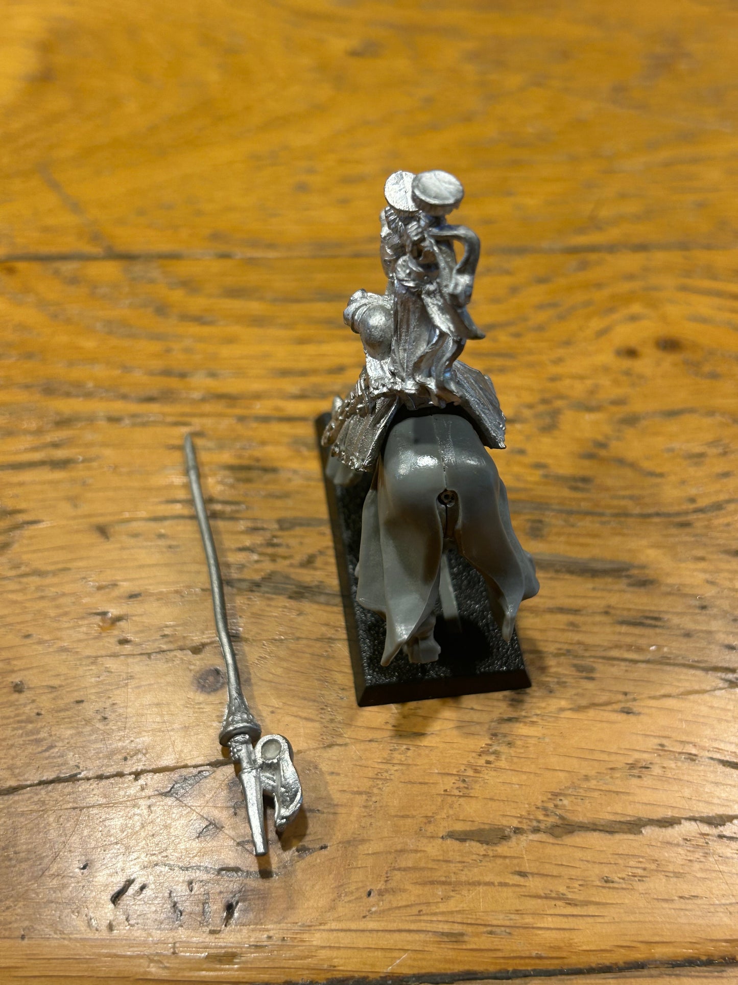 Warhammer Fantasy BRETONNIAN GRAIL KNIGHT metal 5th edition (no horse tail)