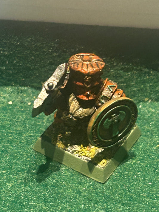 Warhammer fantasy dwarf iron breaker champion old world metal