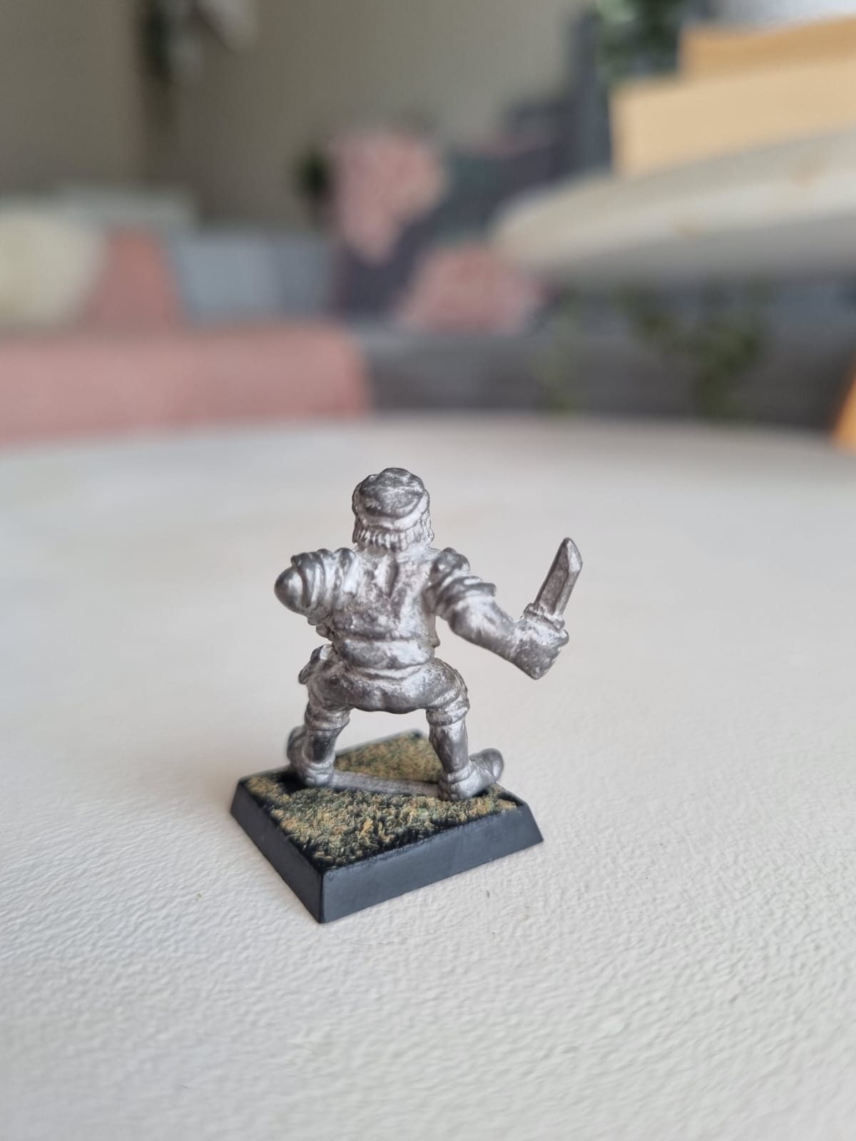 OOP Citadel / Warhammer Empire C46 Townsfolk Travelling Players Brawler