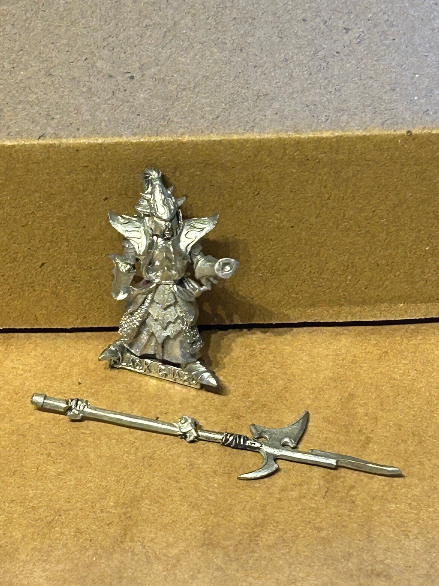 Warhammer Fantasy Dark Elves Elf Black Guard Naggaroth - The Old World Metal