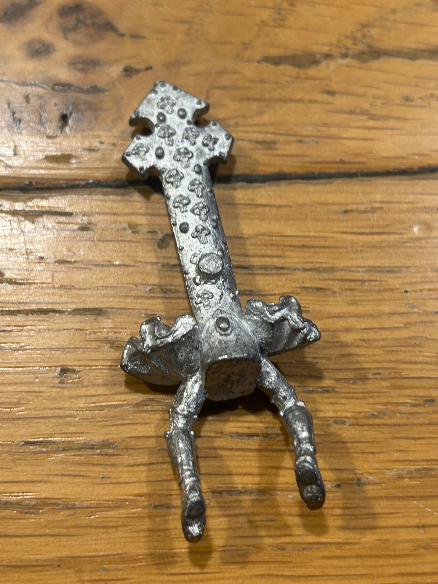 Warhammer Fantasy Old World dark elf sorceress legs (2 available)