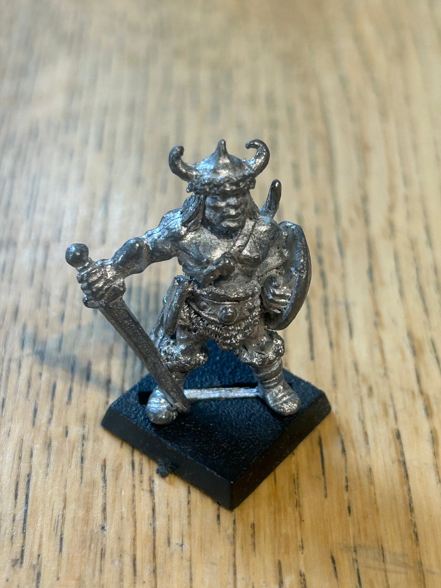 Citadel Miniatures D&D Unarmoured Fighter, Dungeon Adventurer BDD1 miniature