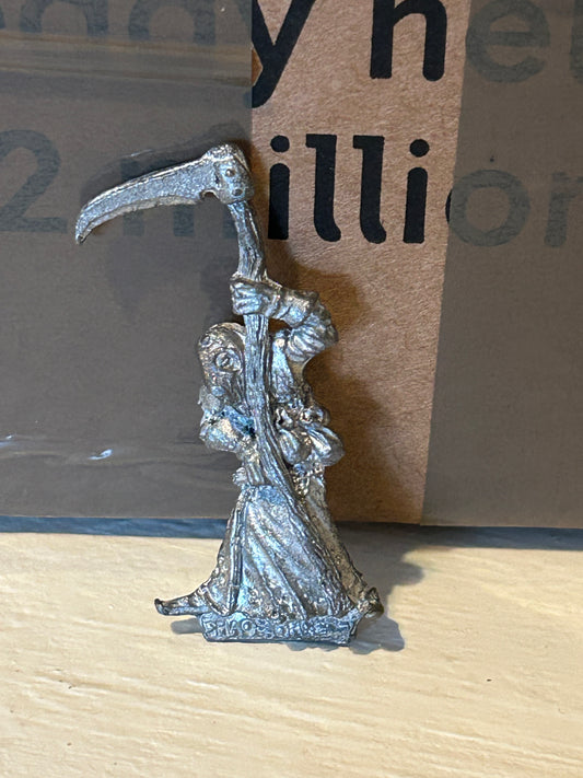 Warhammer Nurgle Chaos Sorcerer with Scythe: Mutander Bubonicus (Realm of Chaos)
