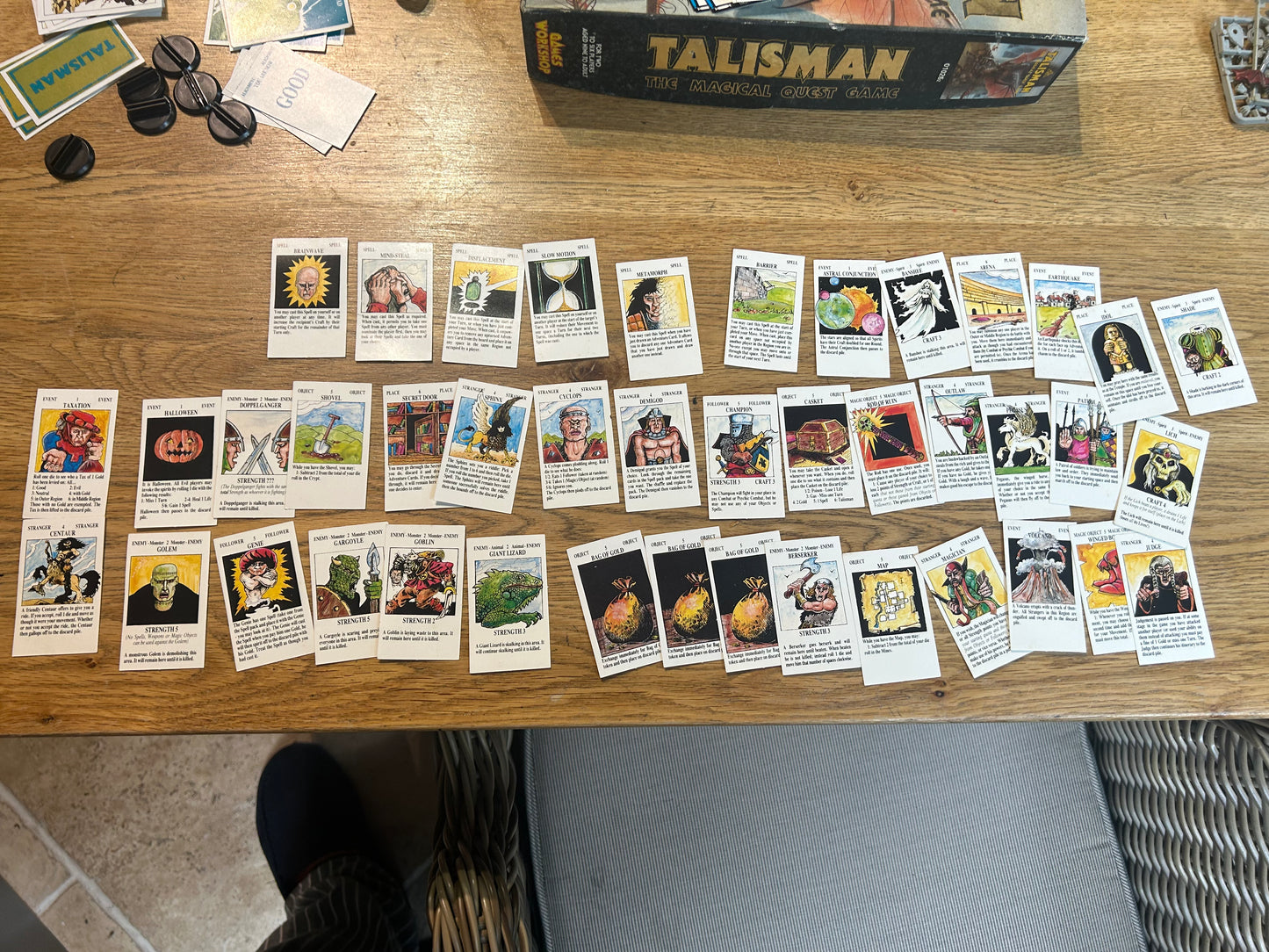 Talisman second edition (near complete but missing rules and two out of 40 blue tokens) come with 14 extra character cards and info sheets, 36 extra adventure cards and 6 extra spell cards all shown in the last few photos