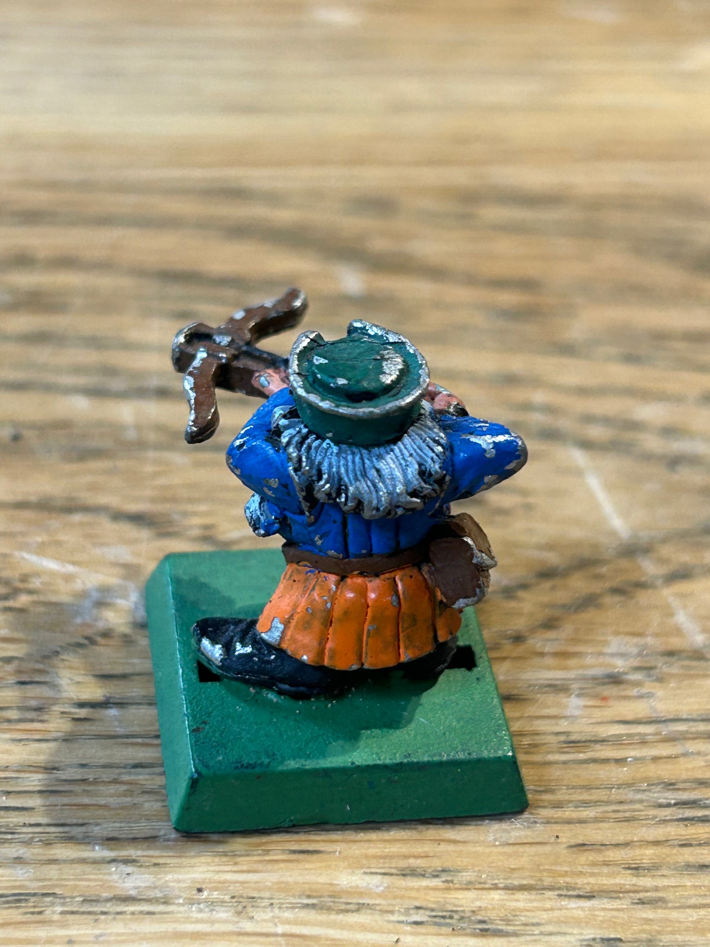 Citadel Games Workshop Marauder MM15 Dwarf Crossbowman Crossbow 1980s Metal with plug-in crossbow
