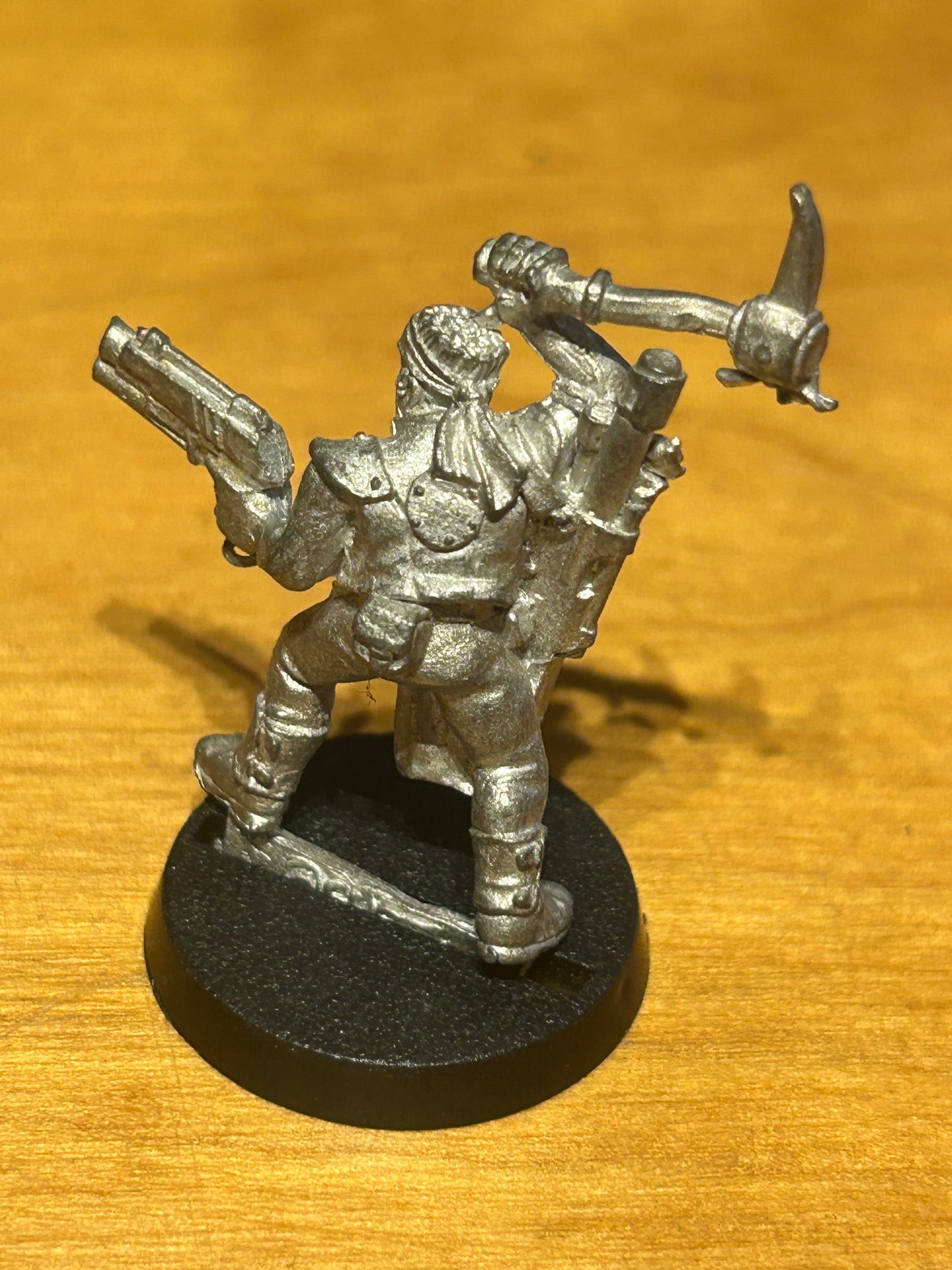 NECROMUNDA Classic Orlock Gang Ganger With Pick Metal Miniature 40K