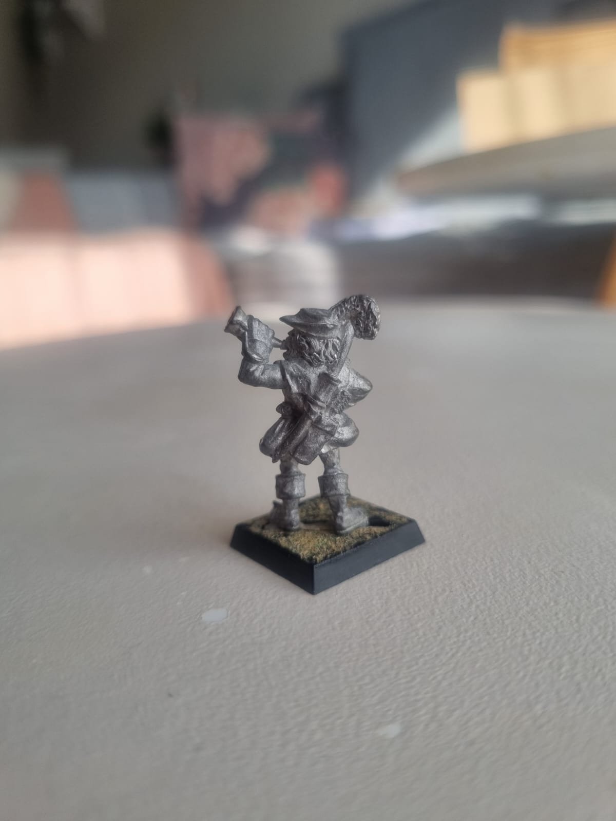 Warhammer Fantasy Battle Marauder Miniatures MM62 Citizens CZ 9 Huntsman w. Horn