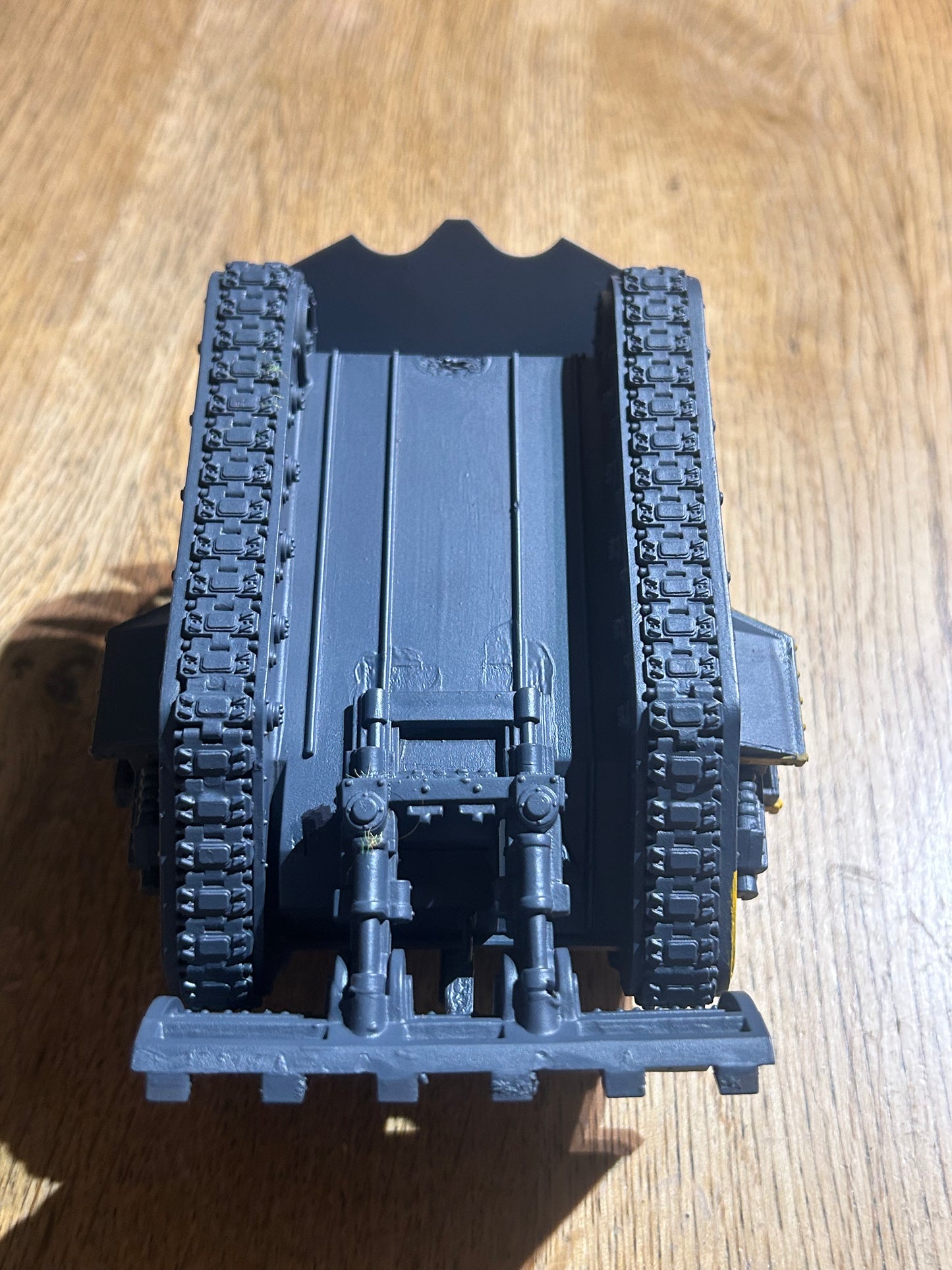 Warhammer 40k converted tank imperial guard or space marine (looks like an attempt at an atlas recovery tank)