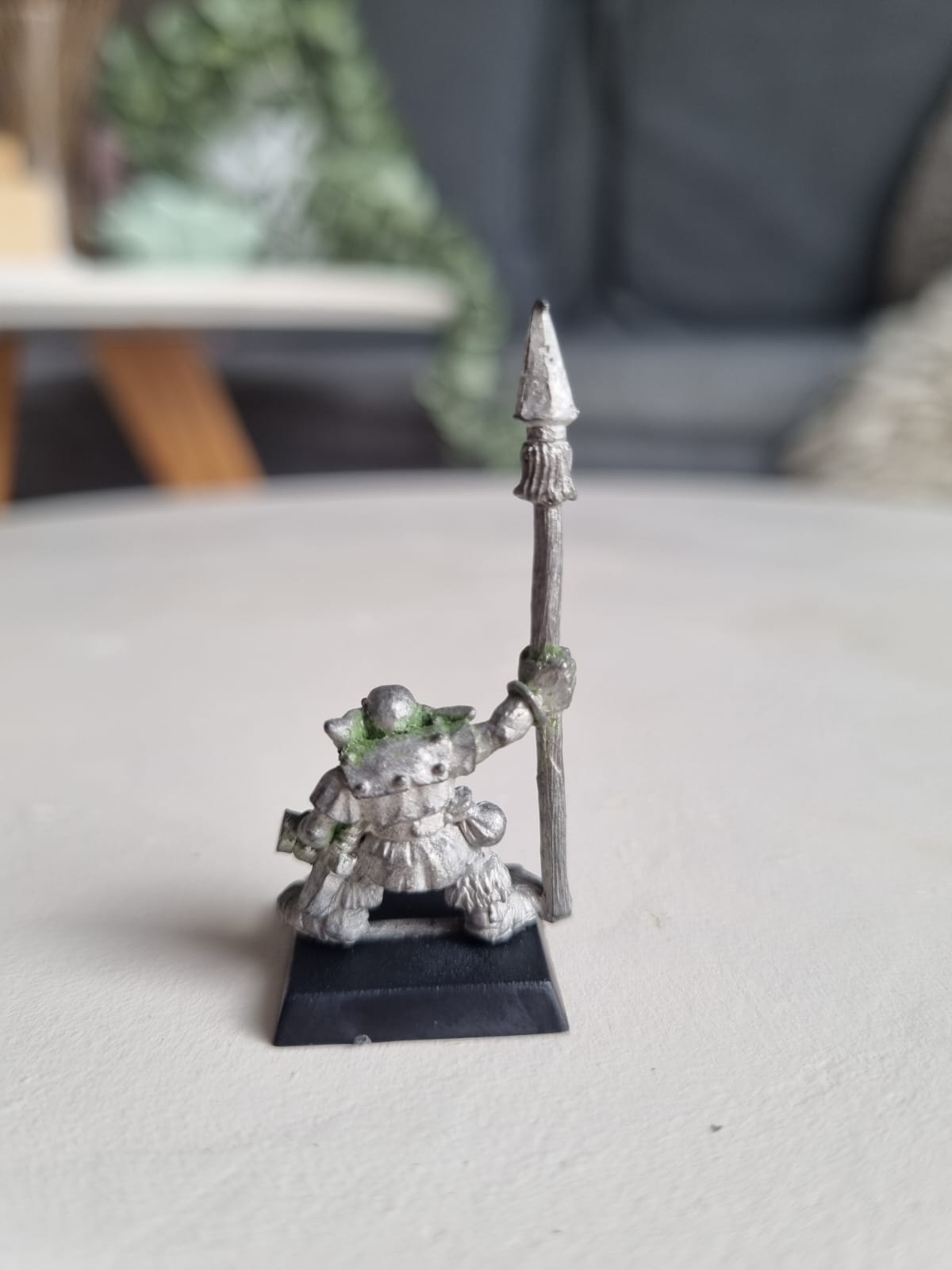 Warhammer fantasy Kev Adams goblin with double handed club
