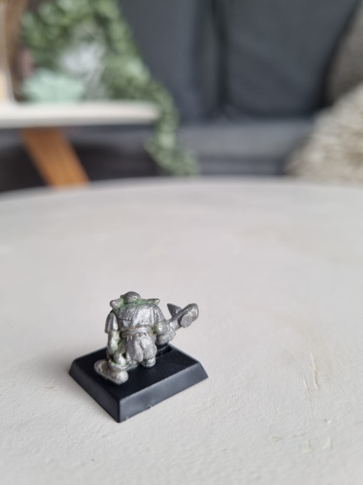Warhammer fantasy Kev Adams goblin with double handed club