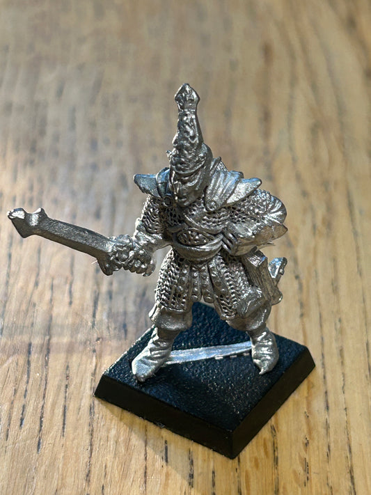 Citadel Warhammer 80s Reg Renown RR4 Mengil Manhide Dark Elf Trooper