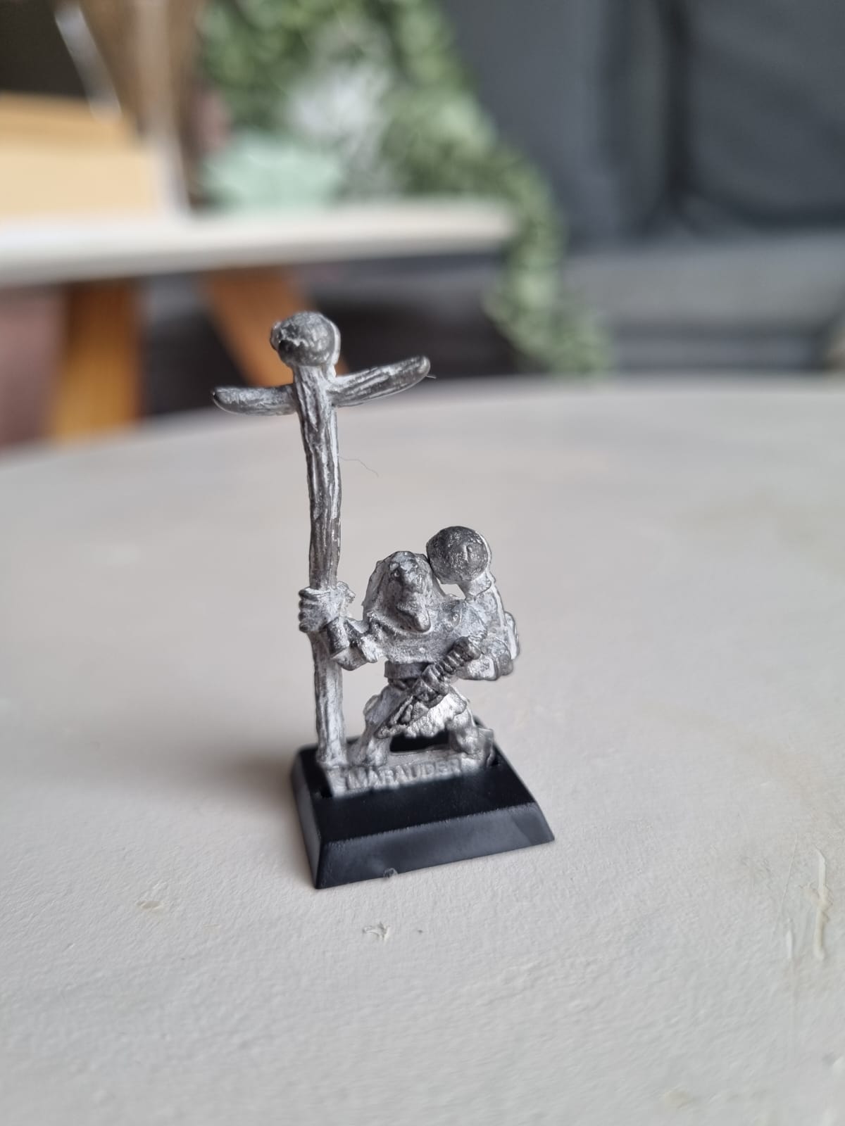 Marauder Gobbo Goblin standard bearer