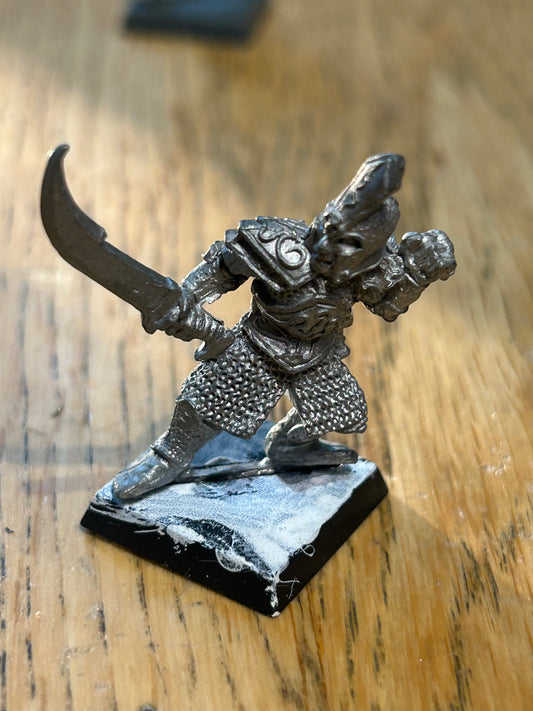 Warhammer Fantasy Marauder Dark Elf MM70/DE13 with sword