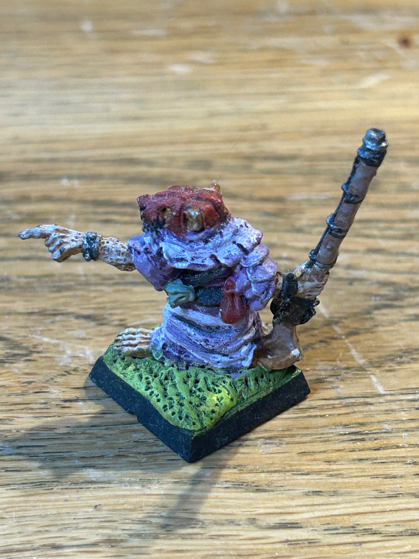 Vintage C47 Skaven 'Skreth the Ironclad, Commander w. Warplock Musket' Metal