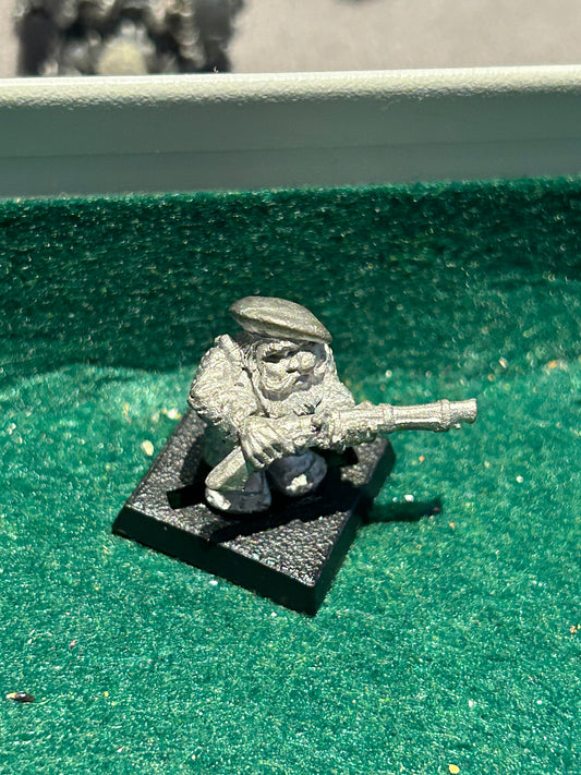 Citadel Warhammer fantasy 90s Marauder Dwarf MM15 arqubusier